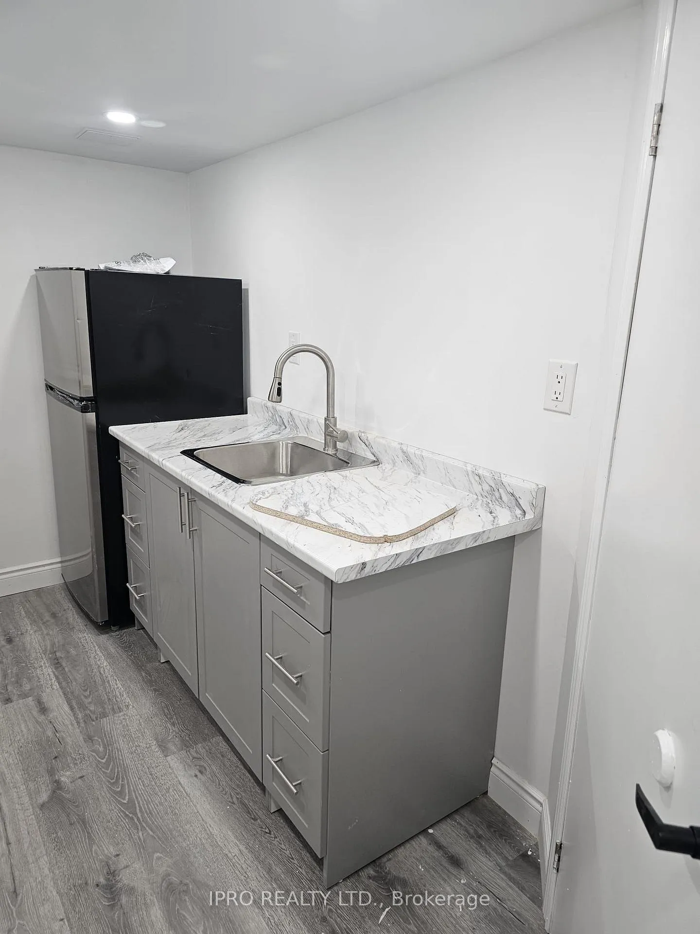 Photo 20 of 47 Roadmaster Lane, Brampton, Fletcher's Meadow — HOMEH