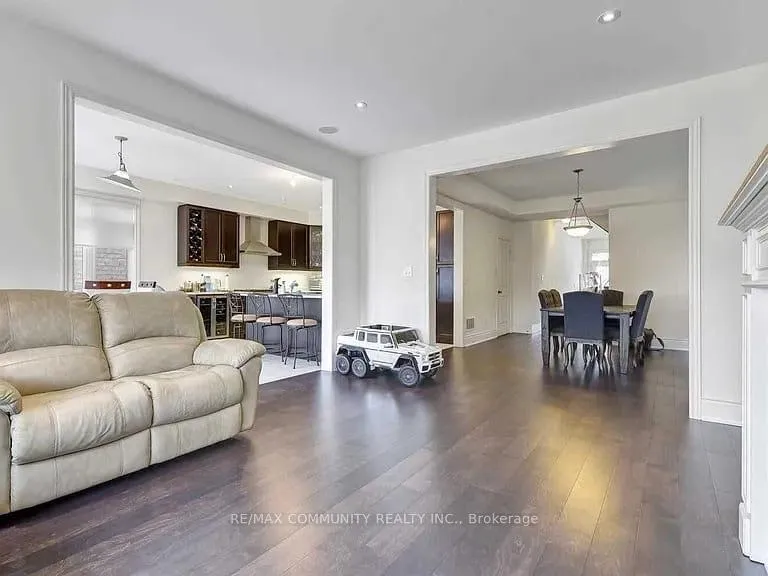 Photo 7 of 4 Parker Lane, New Tecumseth, Rural New Tecumseth — HOMEH