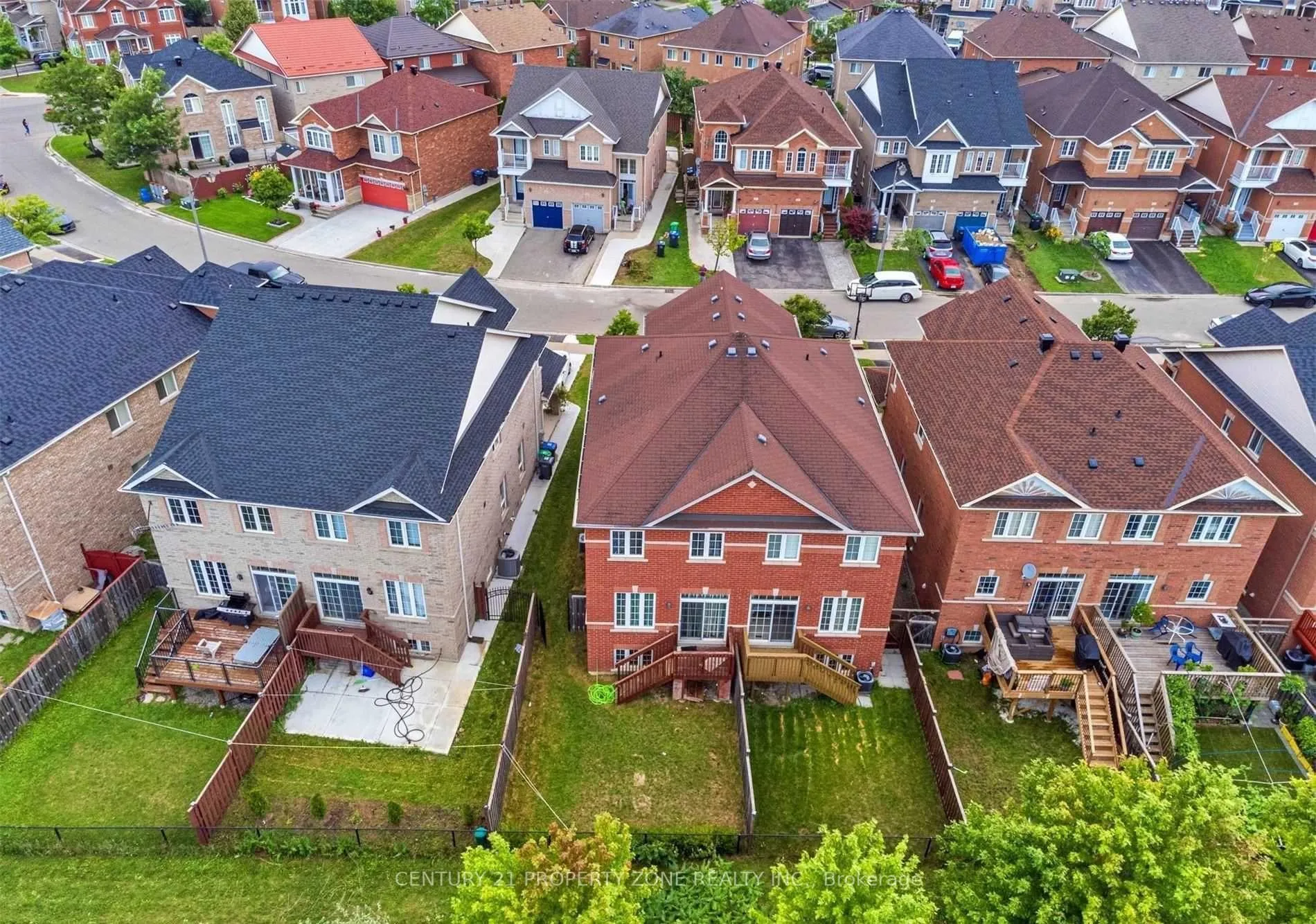 Photo 16 of 118 Calm Waters Crescent, Brampton, Madoc — HOMEH