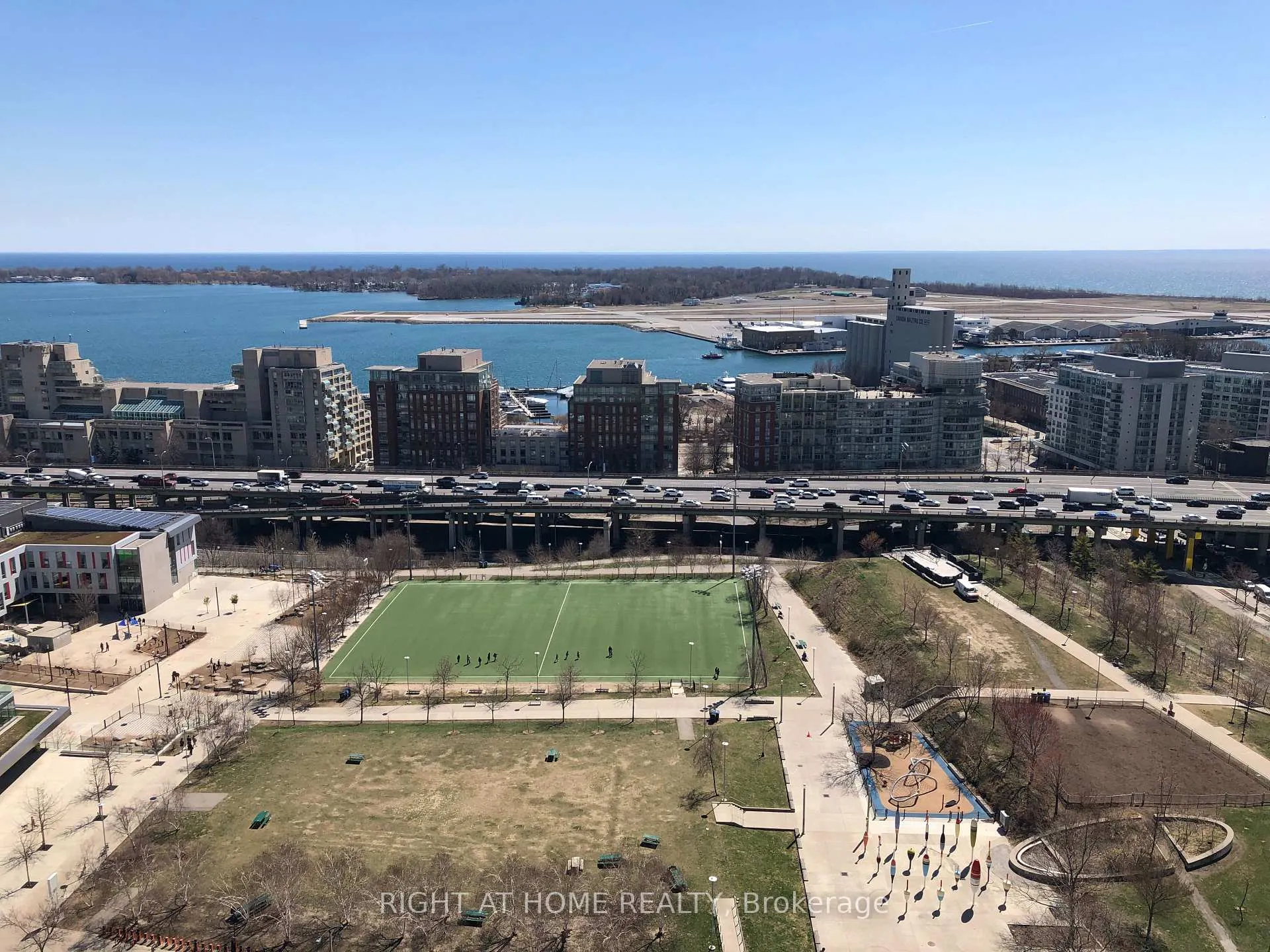 Photo 21 of Unit 2709, 15 Iceboat Terrace, Toronto, Waterfront Communities — HOMEH