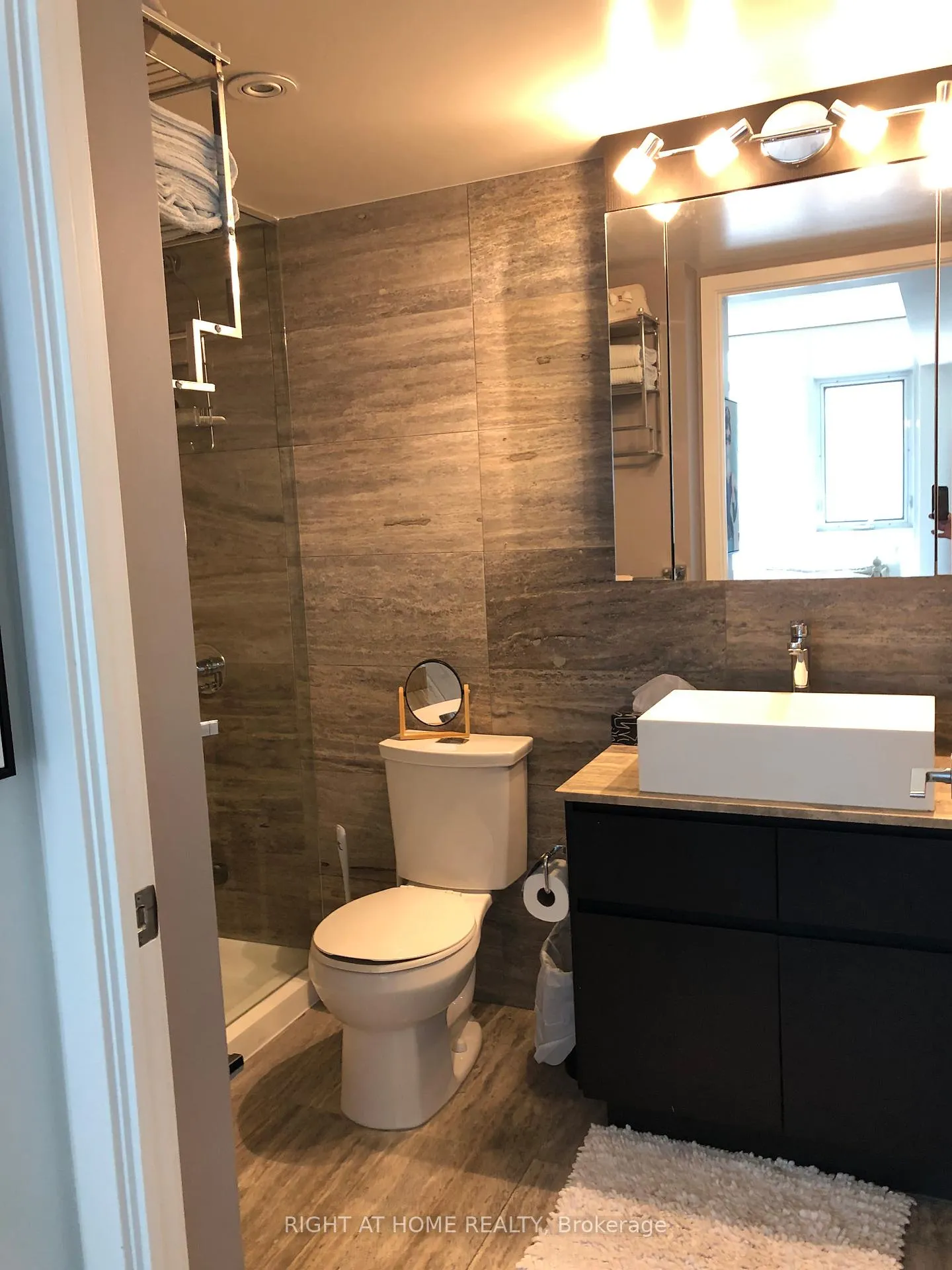 Photo 26 of Unit 2709, 15 Iceboat Terrace, Toronto, Waterfront Communities — HOMEH