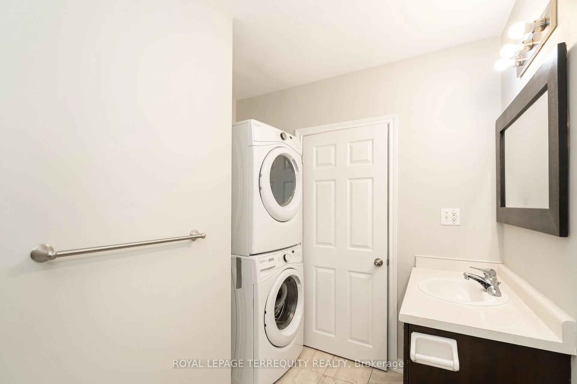Photo 28 of 311 Dovedale Drive, Whitby, Downtown Whitby — HOMEH