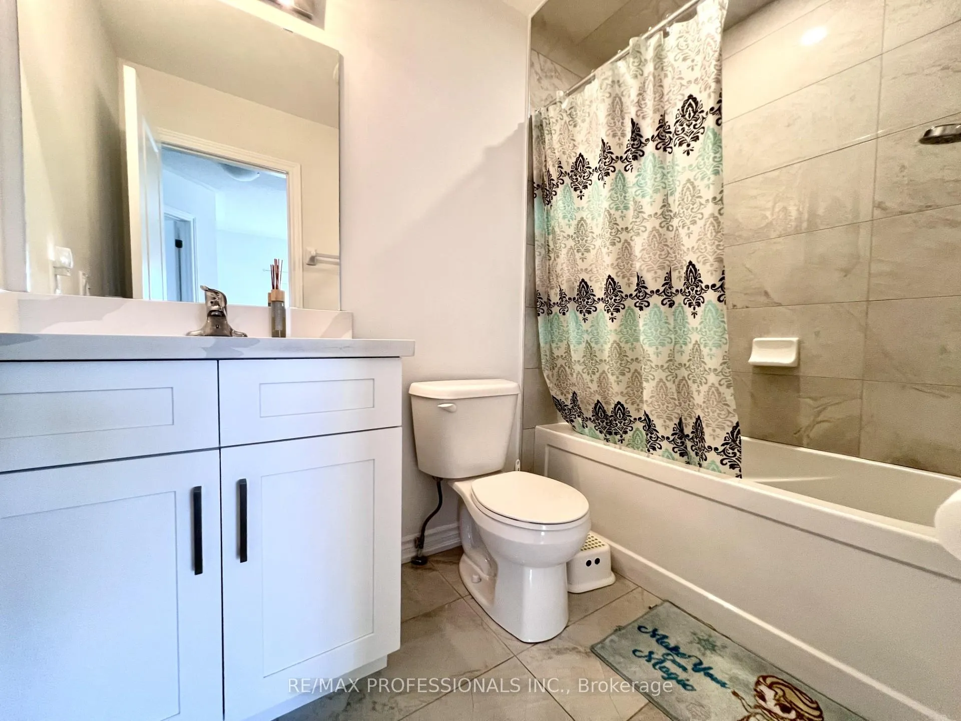 Photo 15 of 58 Denison Avenue, Brampton, Downtown Brampton — HOMEH