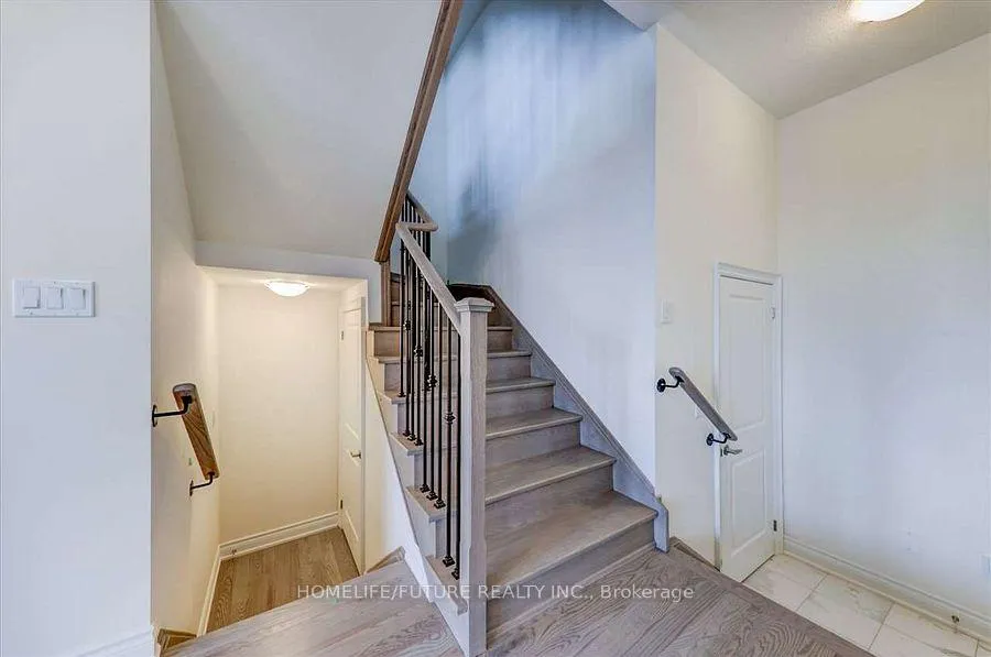 Photo 8 of 267 Kirkham Drive, Markham, Cedarwood — HOMEH