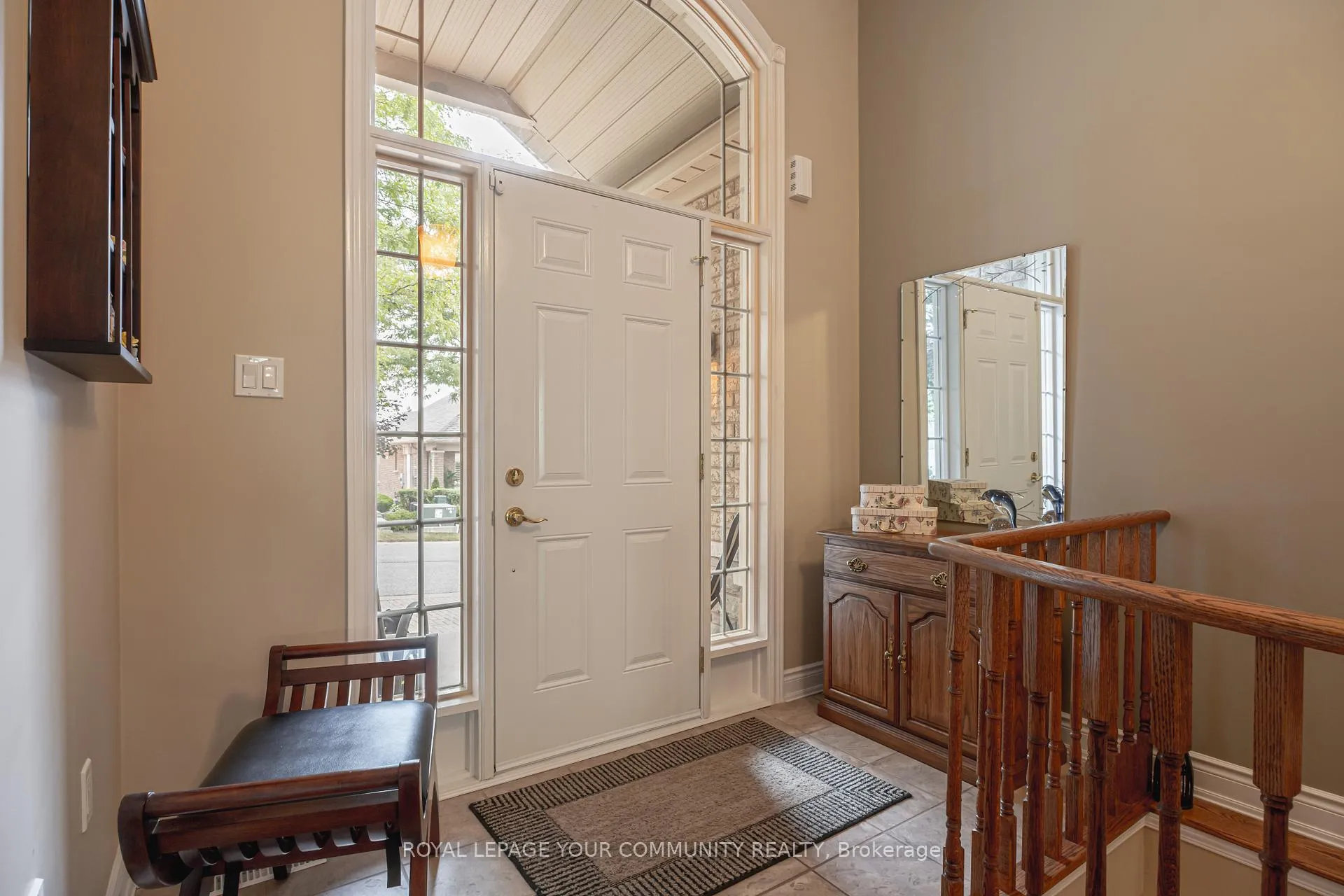 Photo 4 of Unit 17, 50 Renaissance Point, New Tecumseth, Rural New Tecumseth — HOMEH