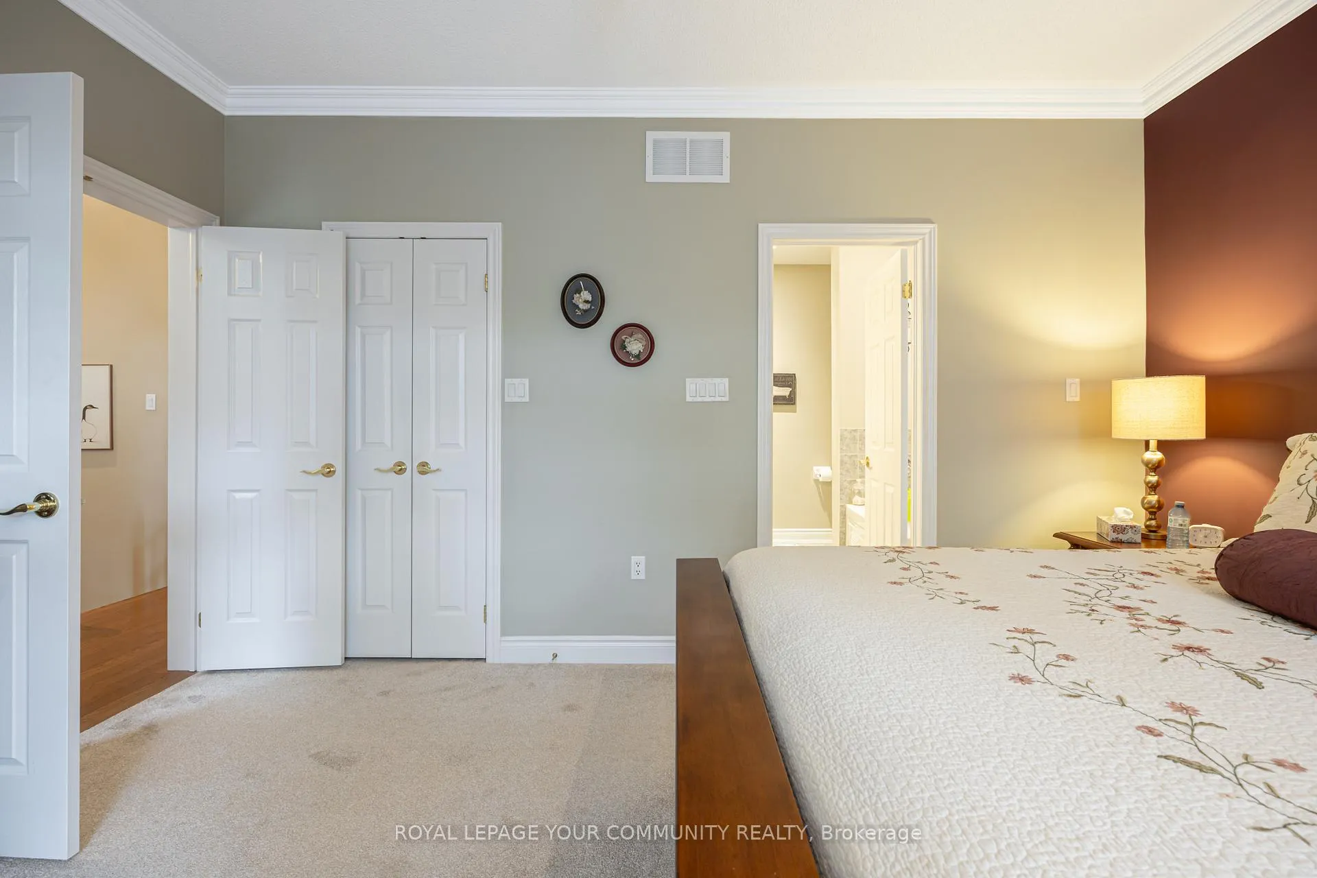 Photo 8 of Unit 17, 50 Renaissance Point, New Tecumseth, Rural New Tecumseth — HOMEH