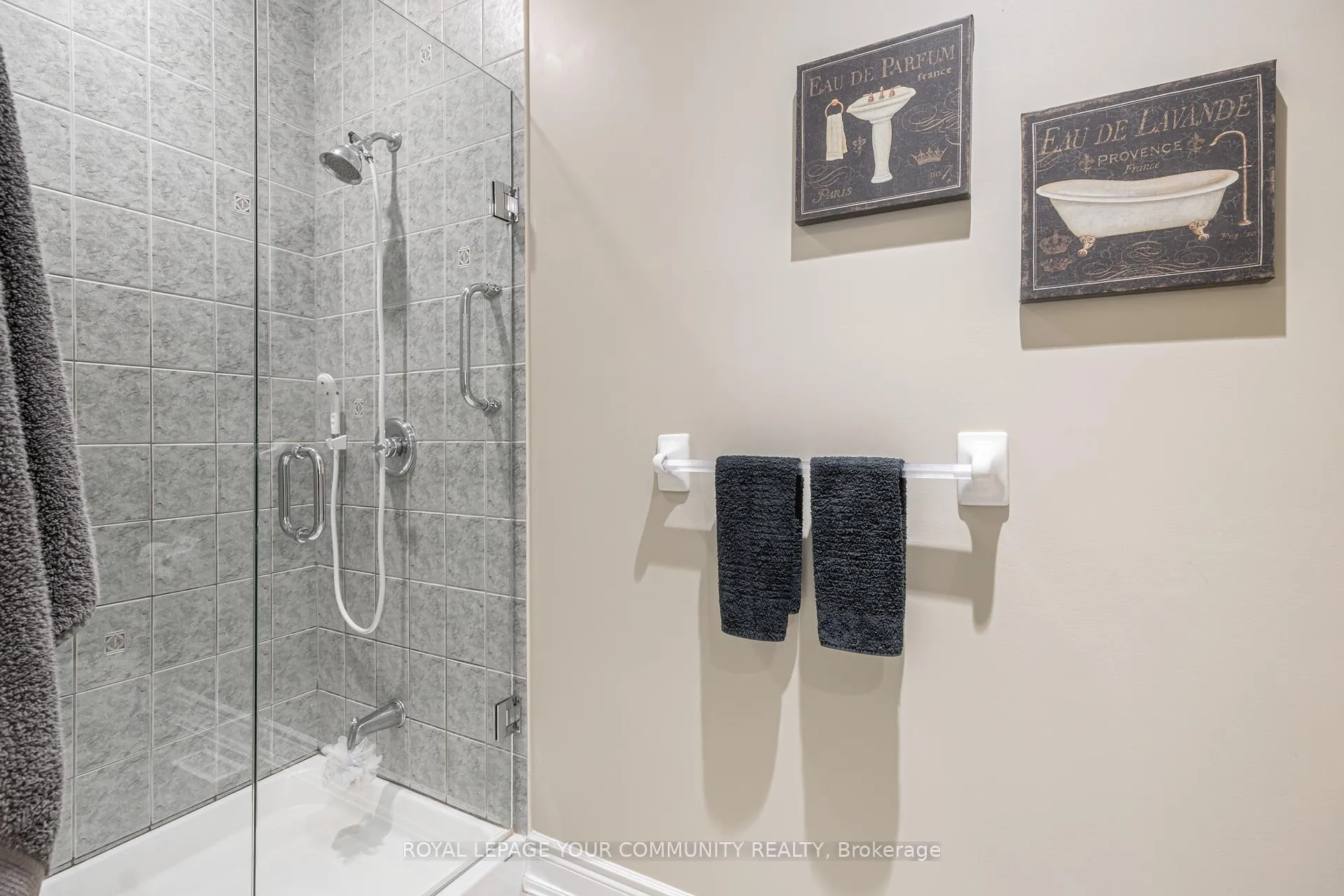 Photo 10 of Unit 17, 50 Renaissance Point, New Tecumseth, Rural New Tecumseth — HOMEH