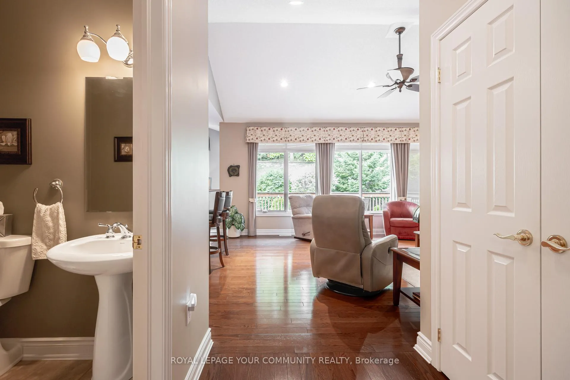 Photo 12 of Unit 17, 50 Renaissance Point, New Tecumseth, Rural New Tecumseth — HOMEH