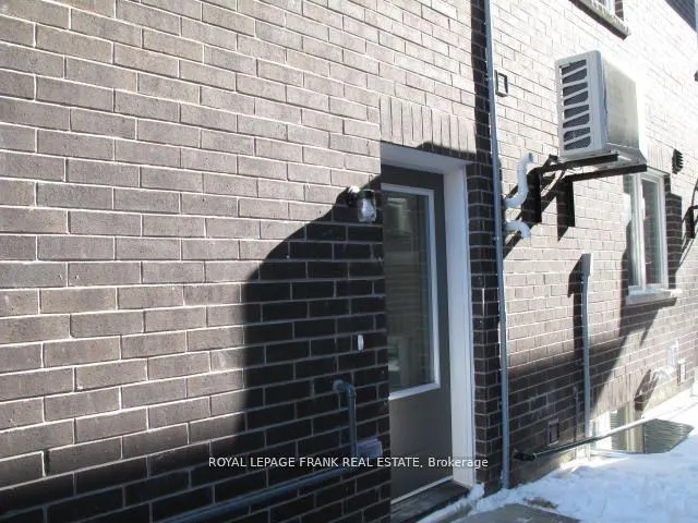 Photo 2 of Unit 1, 323 Anderson Avenue, Oshawa, McLaughlin — HOMEH