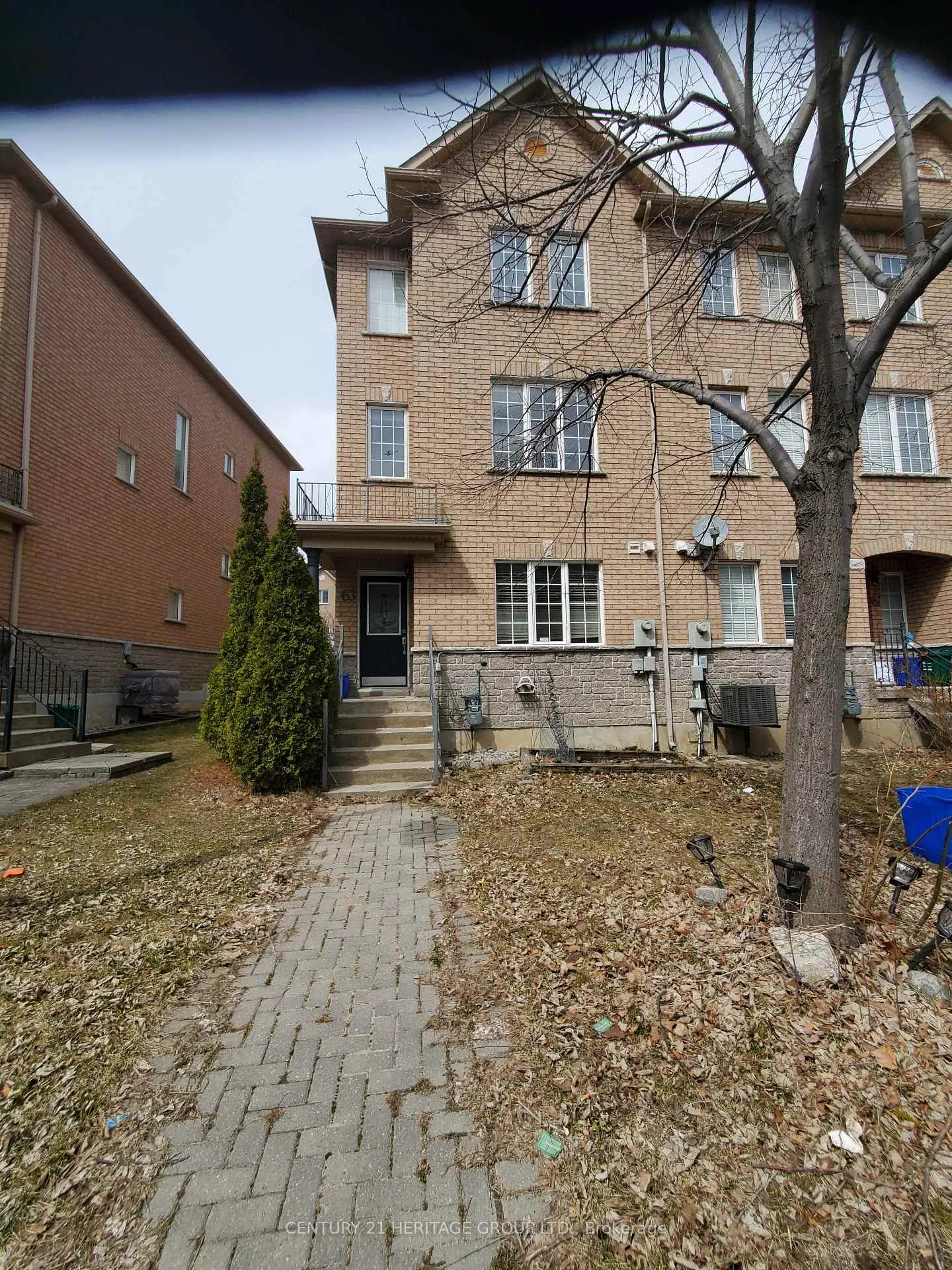 Photo 1 of 63 Leitchcroft Crescent, Markham, Commerce Valley — HOMEH
