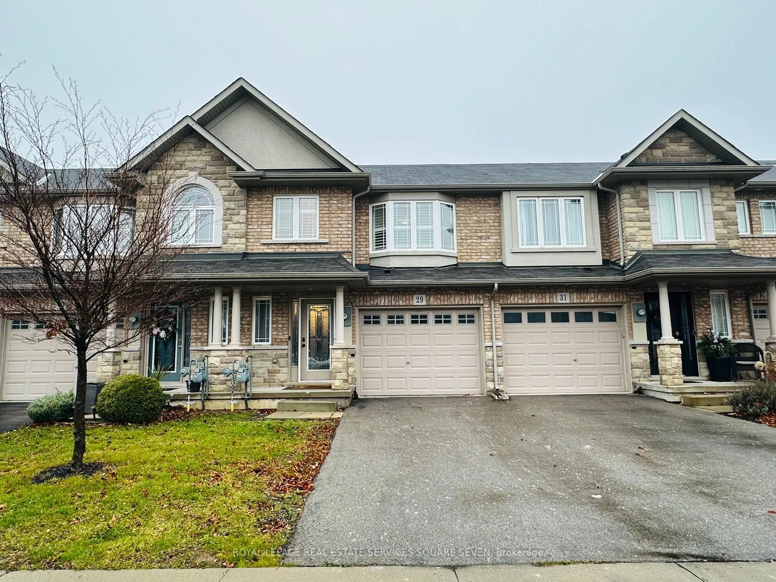 Photo 1 of 29 Charleswood Crescent, Hamilton, Hannon — HOMEH