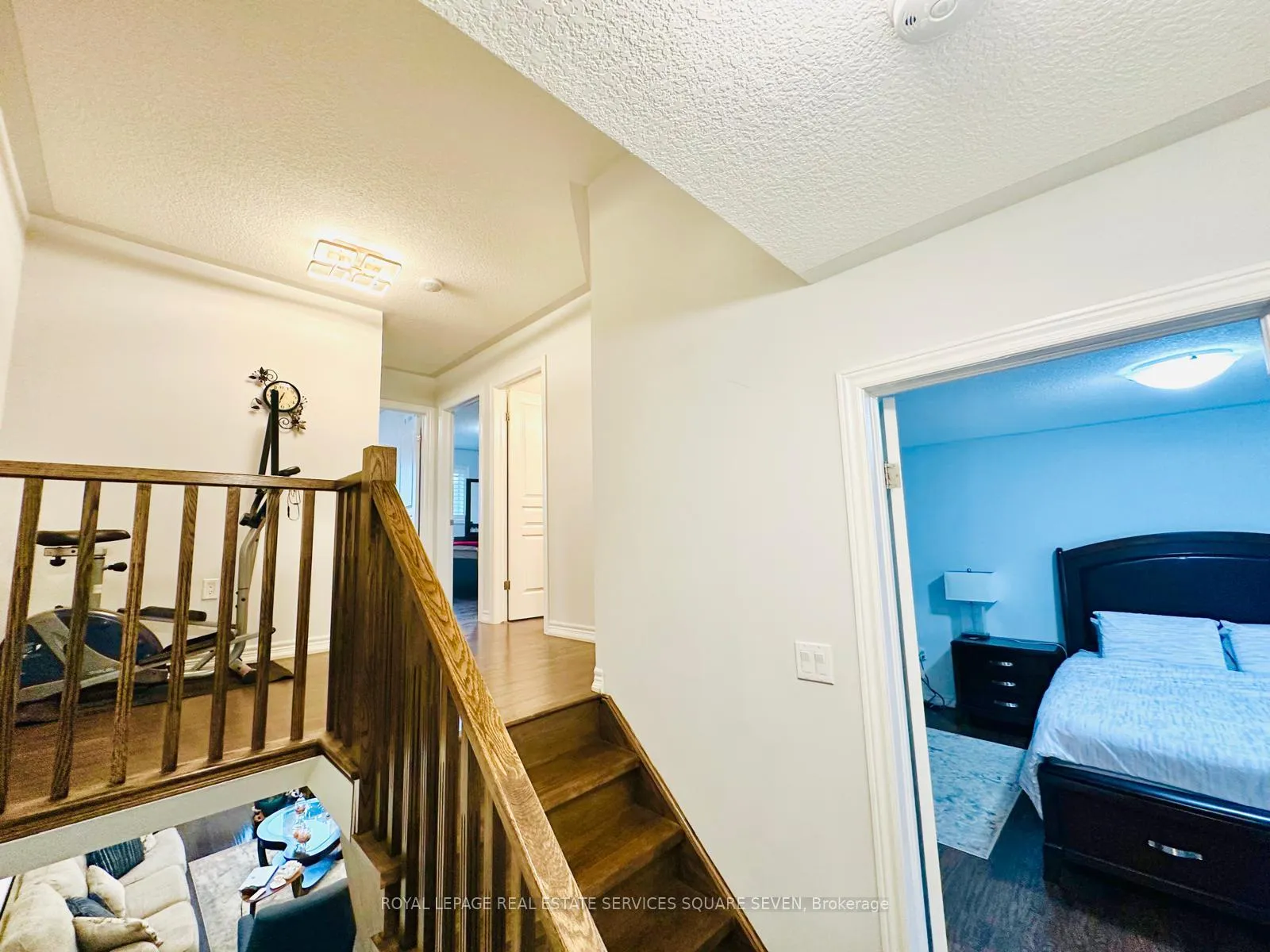Photo 6 of 29 Charleswood Crescent, Hamilton, Hannon — HOMEH