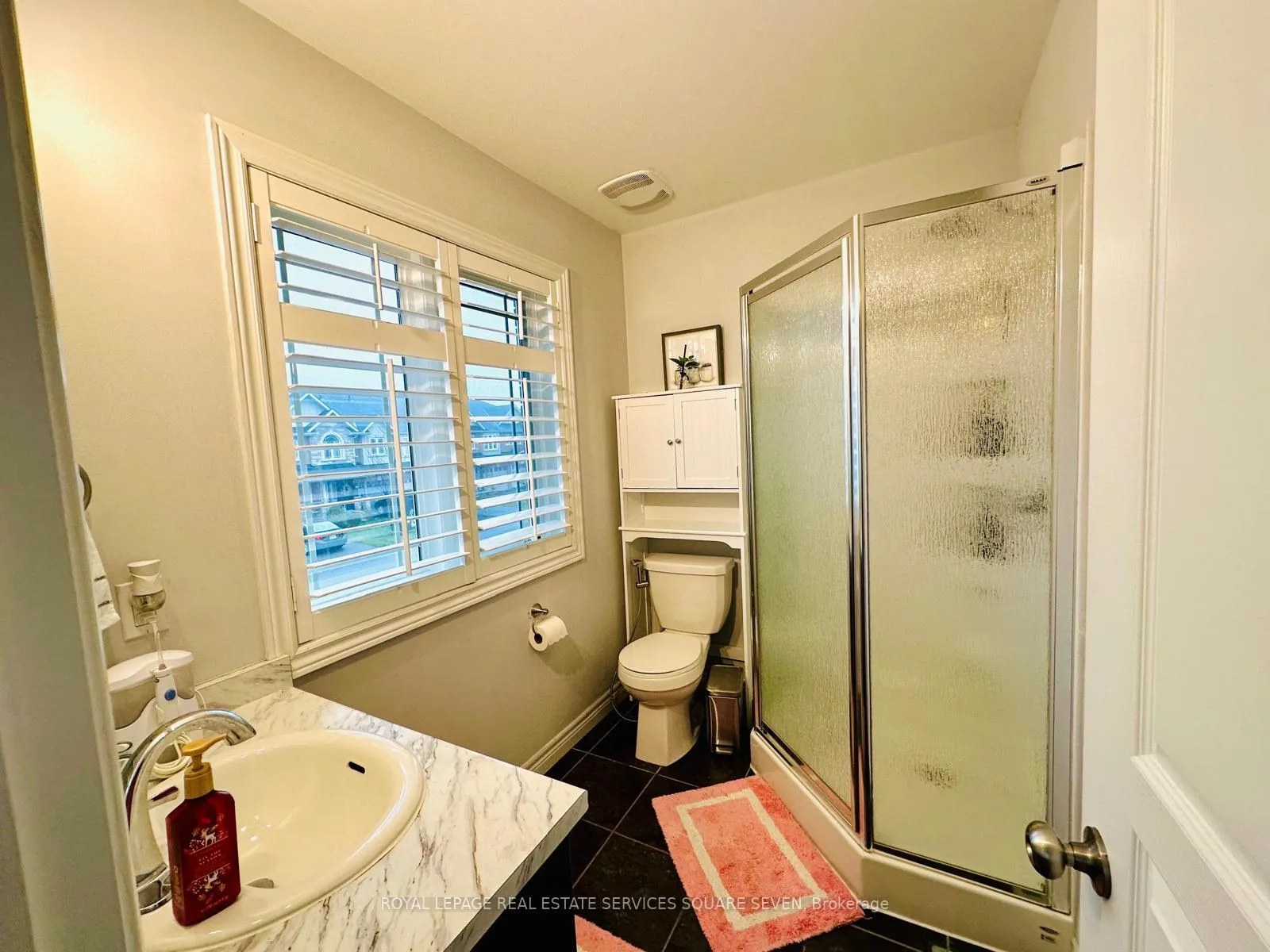 Photo 8 of 29 Charleswood Crescent, Hamilton, Hannon — HOMEH