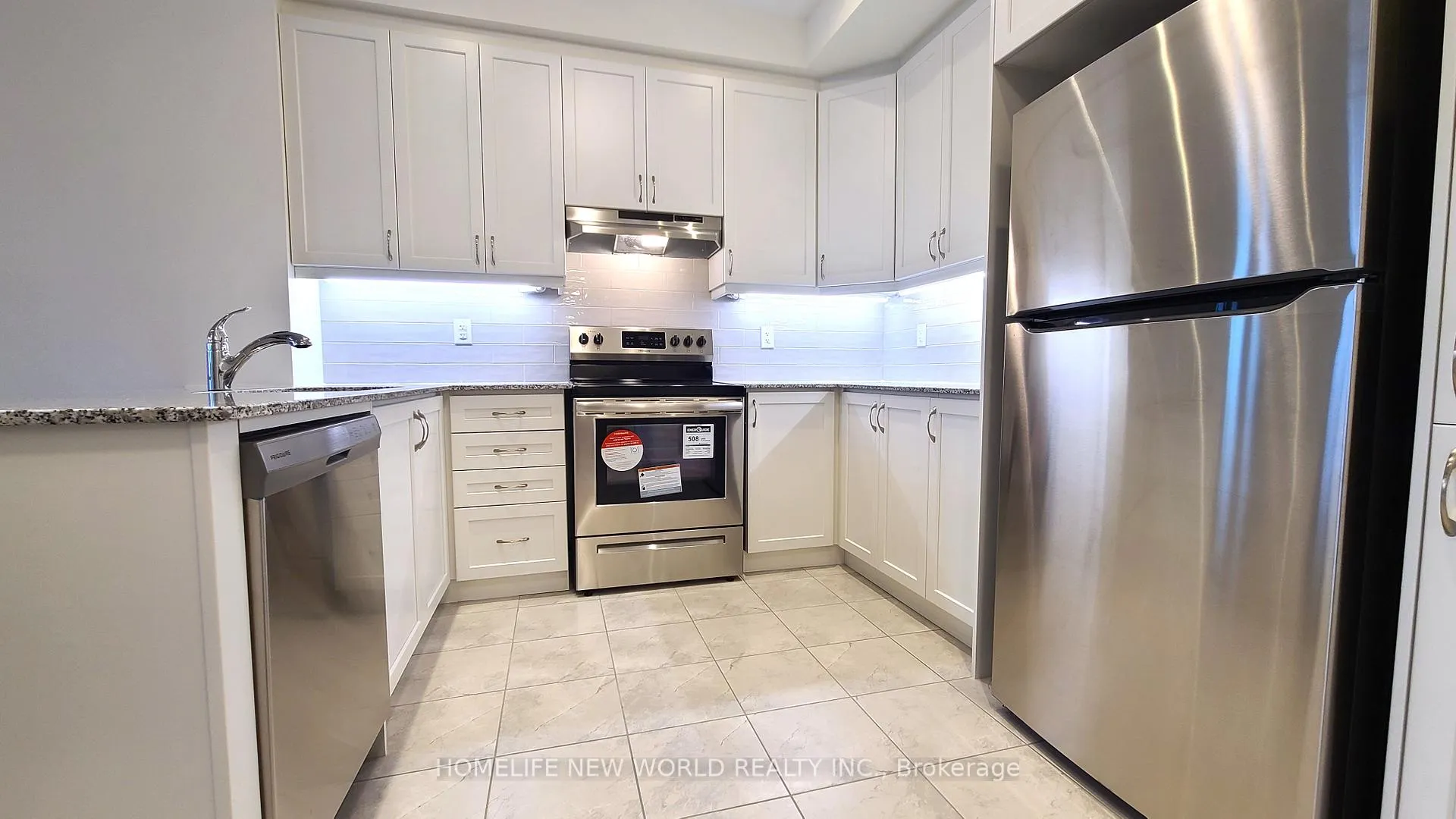 Photo 5 of 93 Therma Crescent, Markham, Victoria Square — HOMEH