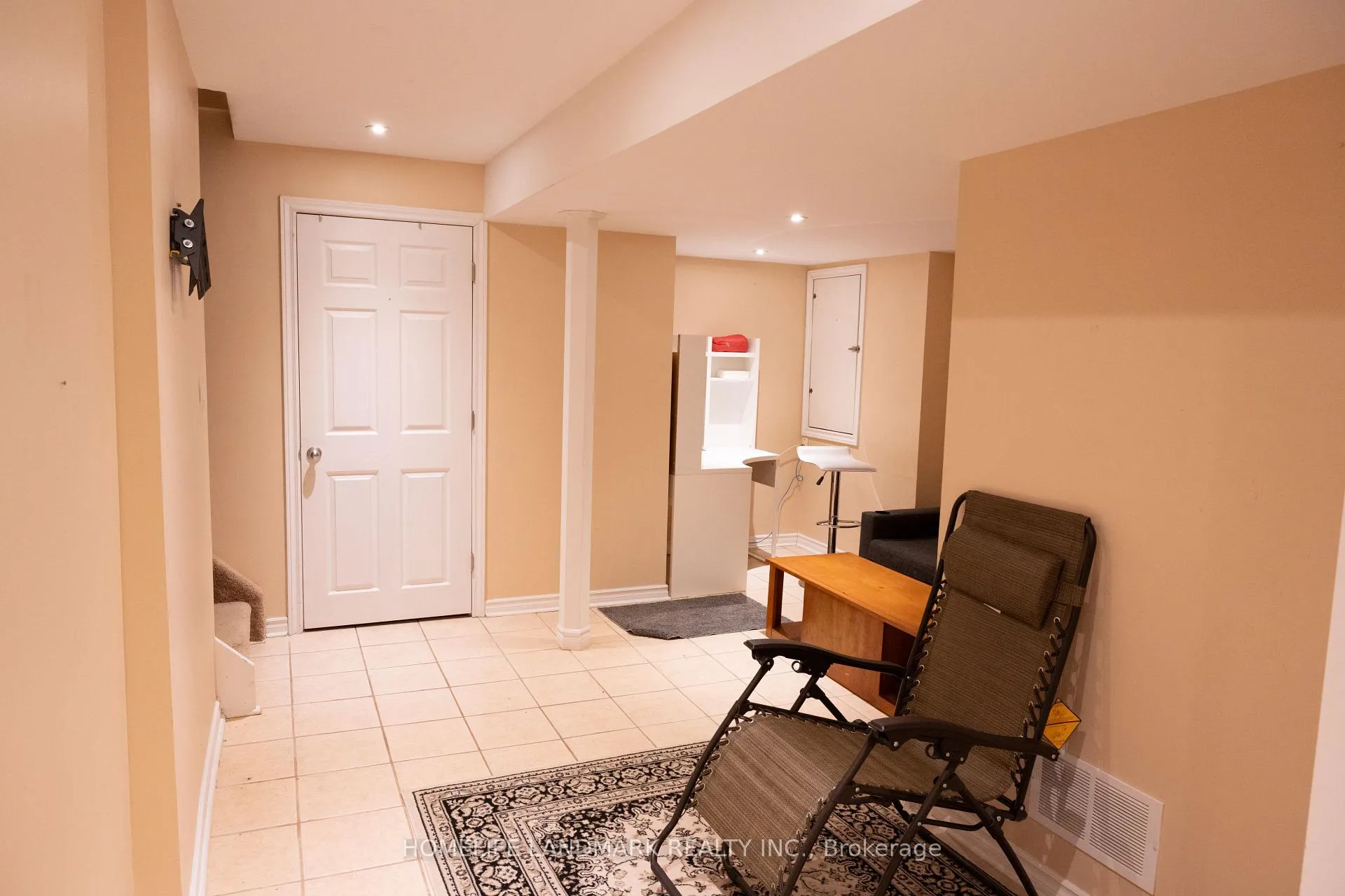 Photo 9 of 1623 Autumn Crescent N, Pickering, Amberlea — HOMEH