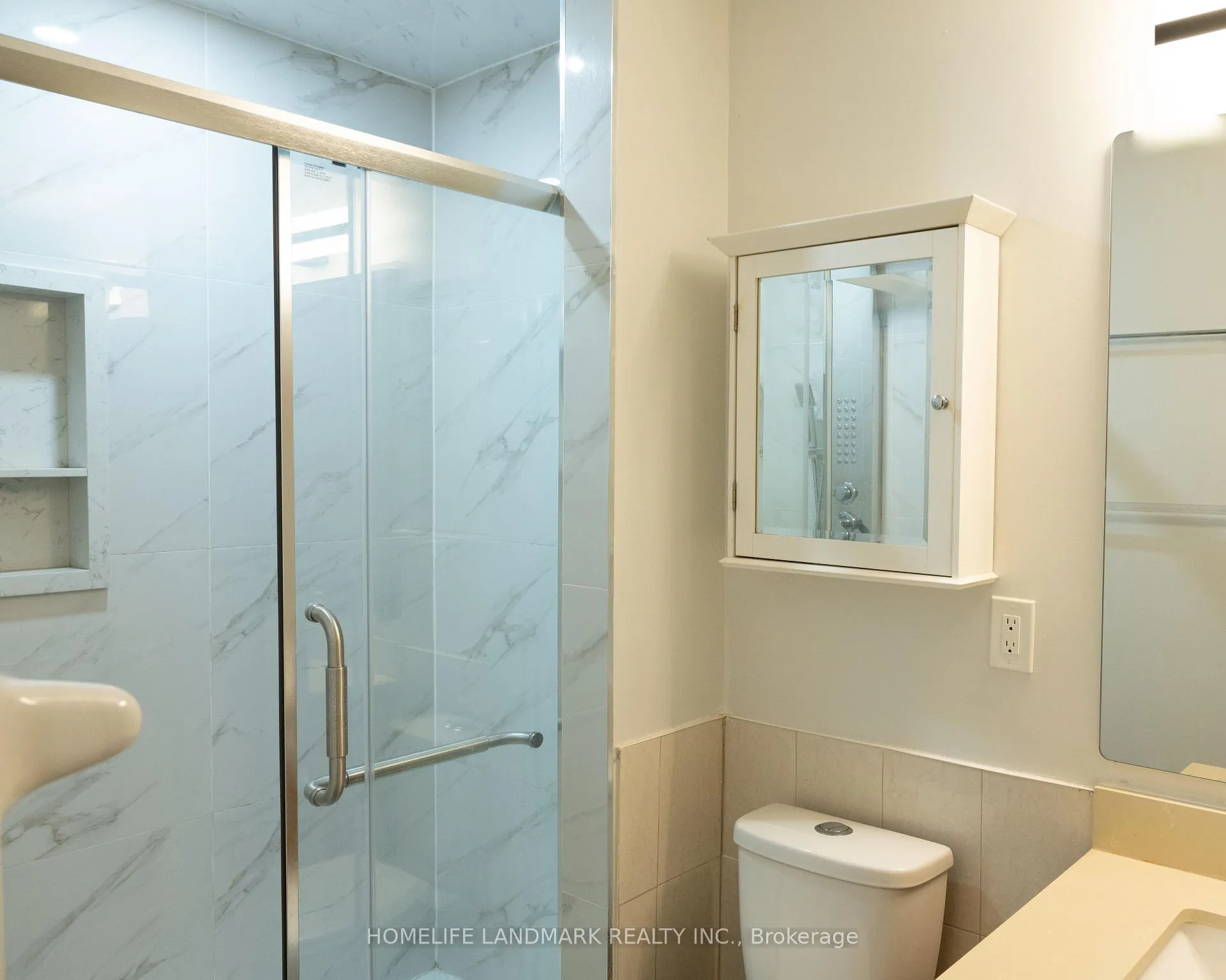 Photo 20 of 1623 Autumn Crescent N, Pickering, Amberlea — HOMEH