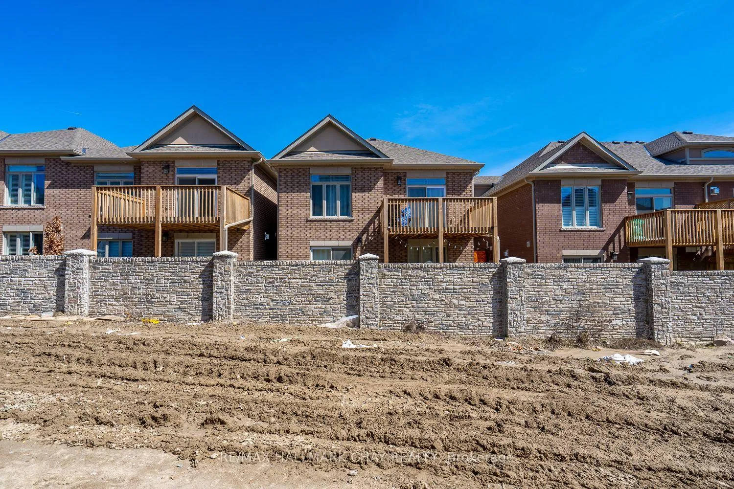 Photo 5 of 75 Lawrence D Pridham Avenue, New Tecumseth, Rural New Tecumseth — HOMEH