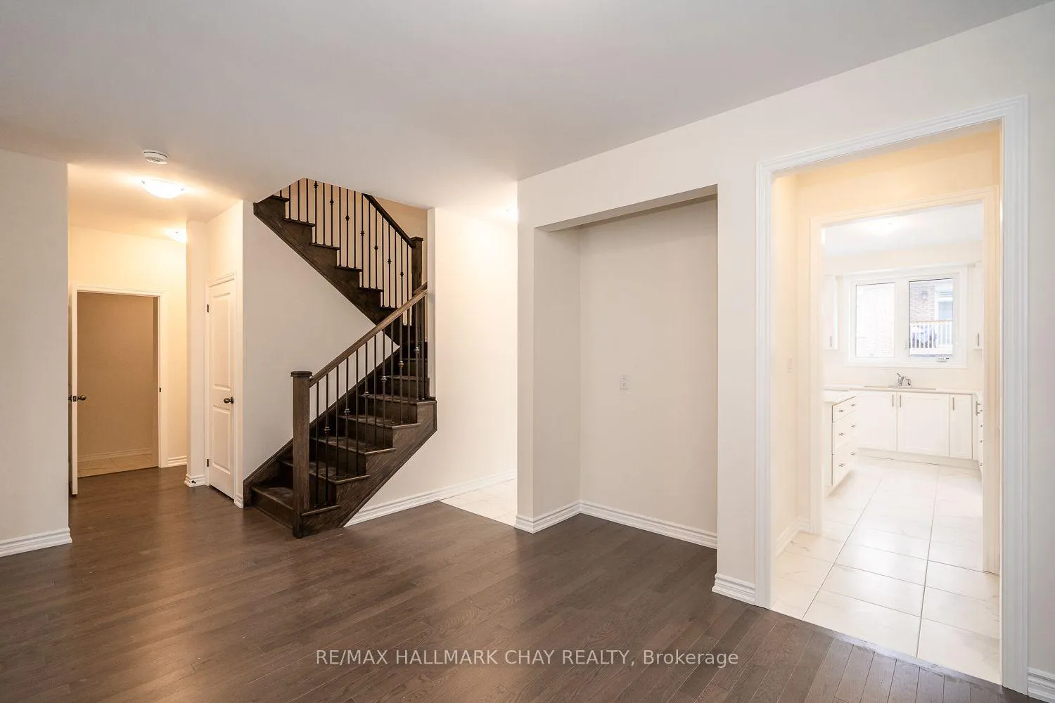 Photo 9 of 75 Lawrence D Pridham Avenue, New Tecumseth, Rural New Tecumseth — HOMEH
