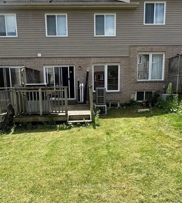 Photo 10 of 64 Rockcliffe Drive, Kitchener, Pioneer Park/Doon/Wyldwoods — HOMEH