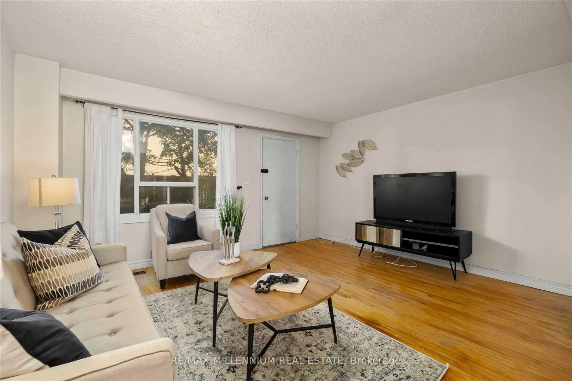 Photo 11 of Unit #17, 17 The Carriage Way, Markham, Royal Orchard — HOMEH