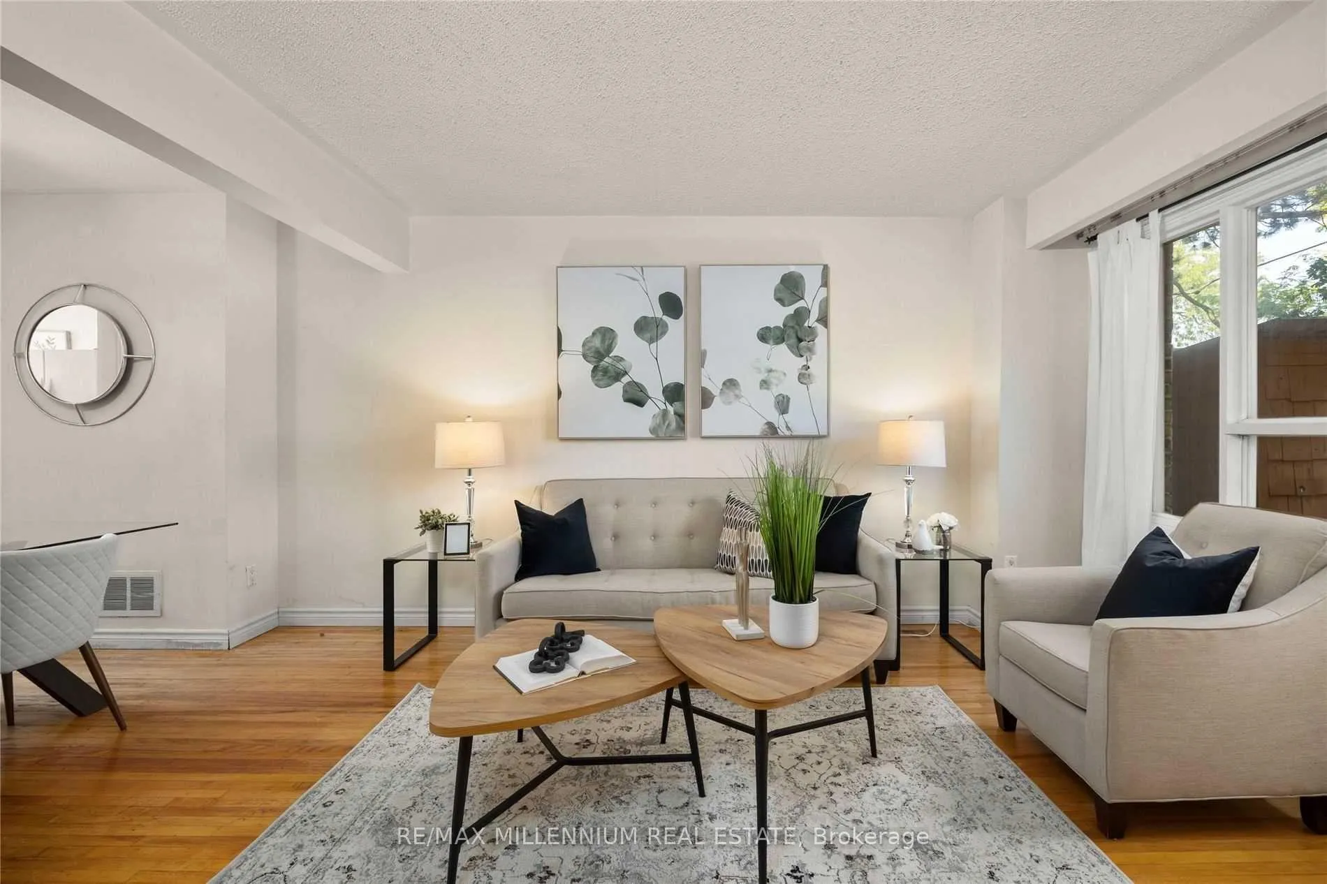 Photo 20 of Unit #17, 17 The Carriage Way, Markham, Royal Orchard — HOMEH