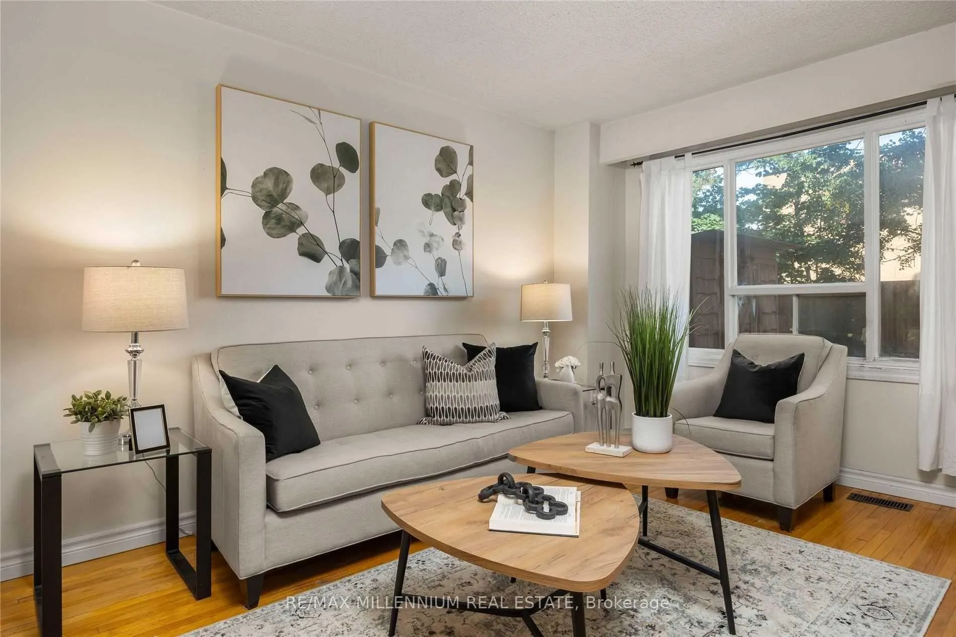 Photo 21 of Unit #17, 17 The Carriage Way, Markham, Royal Orchard — HOMEH