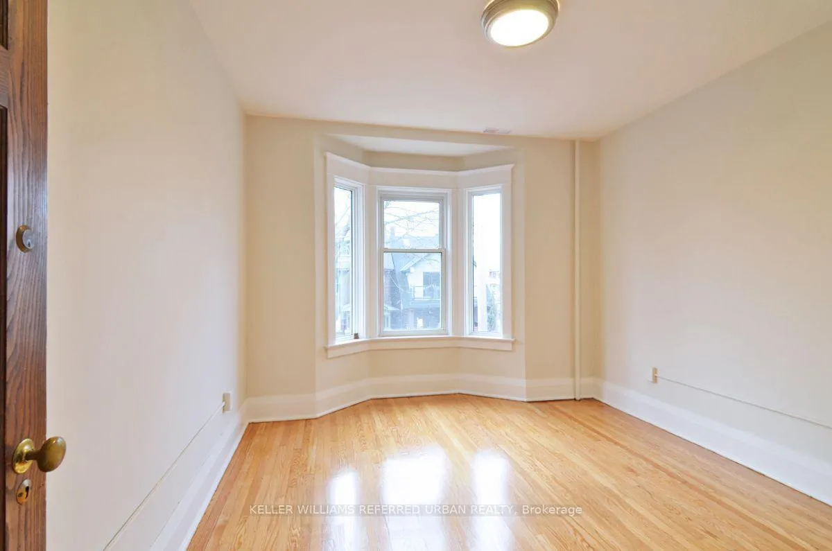 Photo 9 of Unit Upper, 4 Columbine Avenue, Toronto, The Beaches — HOMEH