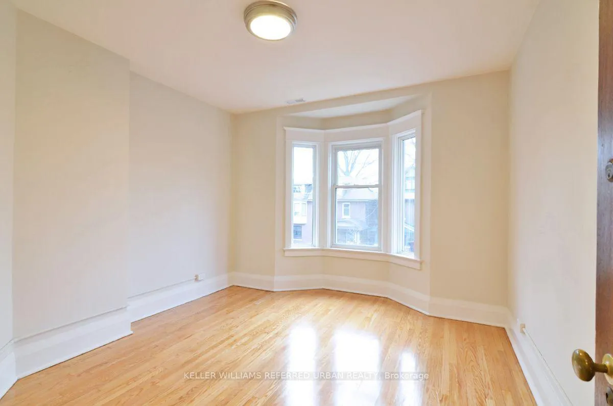 Photo 14 of Unit Upper, 4 Columbine Avenue, Toronto, The Beaches — HOMEH