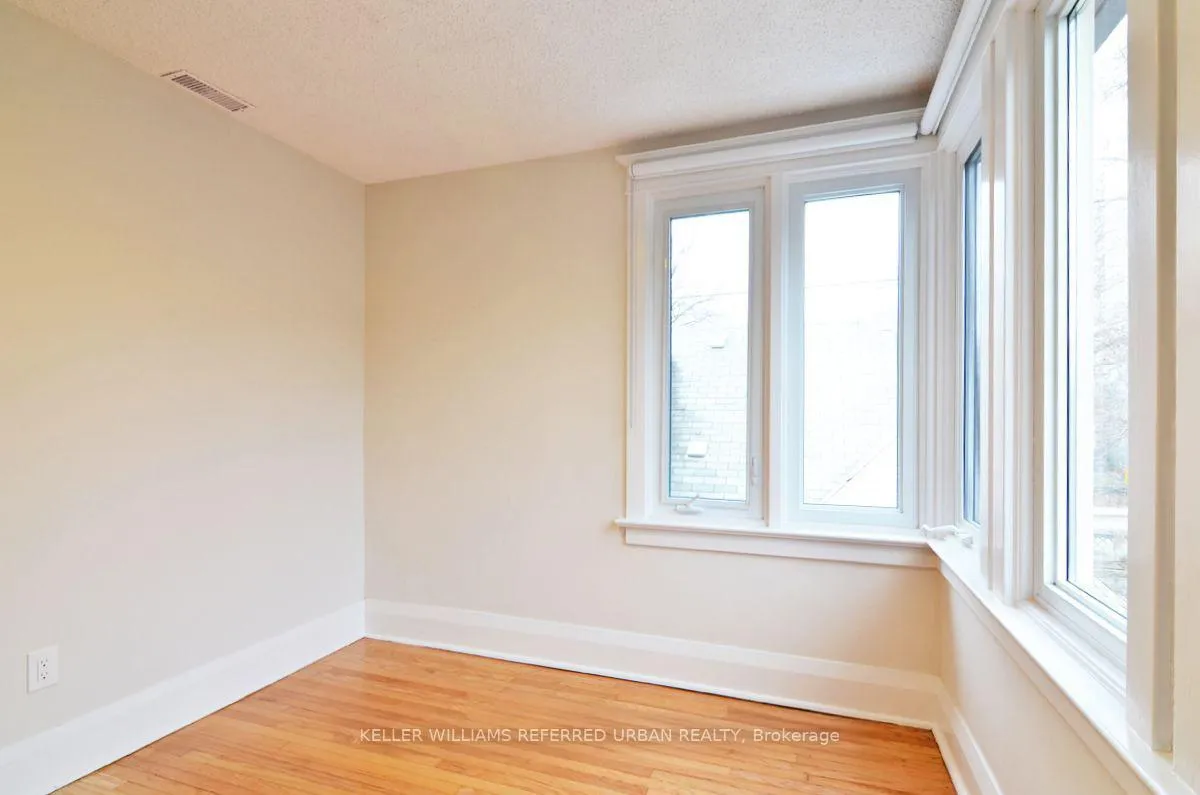 Photo 17 of Unit Upper, 4 Columbine Avenue, Toronto, The Beaches — HOMEH
