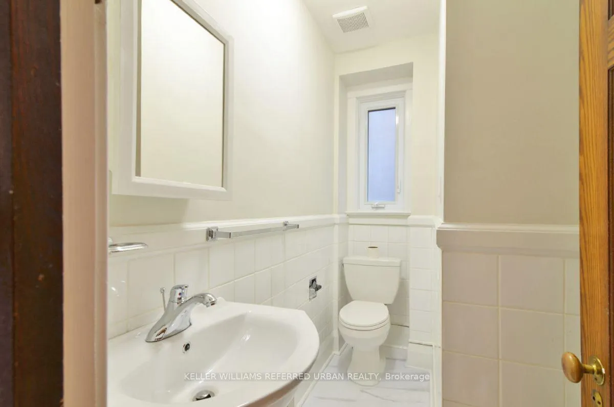 Photo 31 of Unit Upper, 4 Columbine Avenue, Toronto, The Beaches — HOMEH