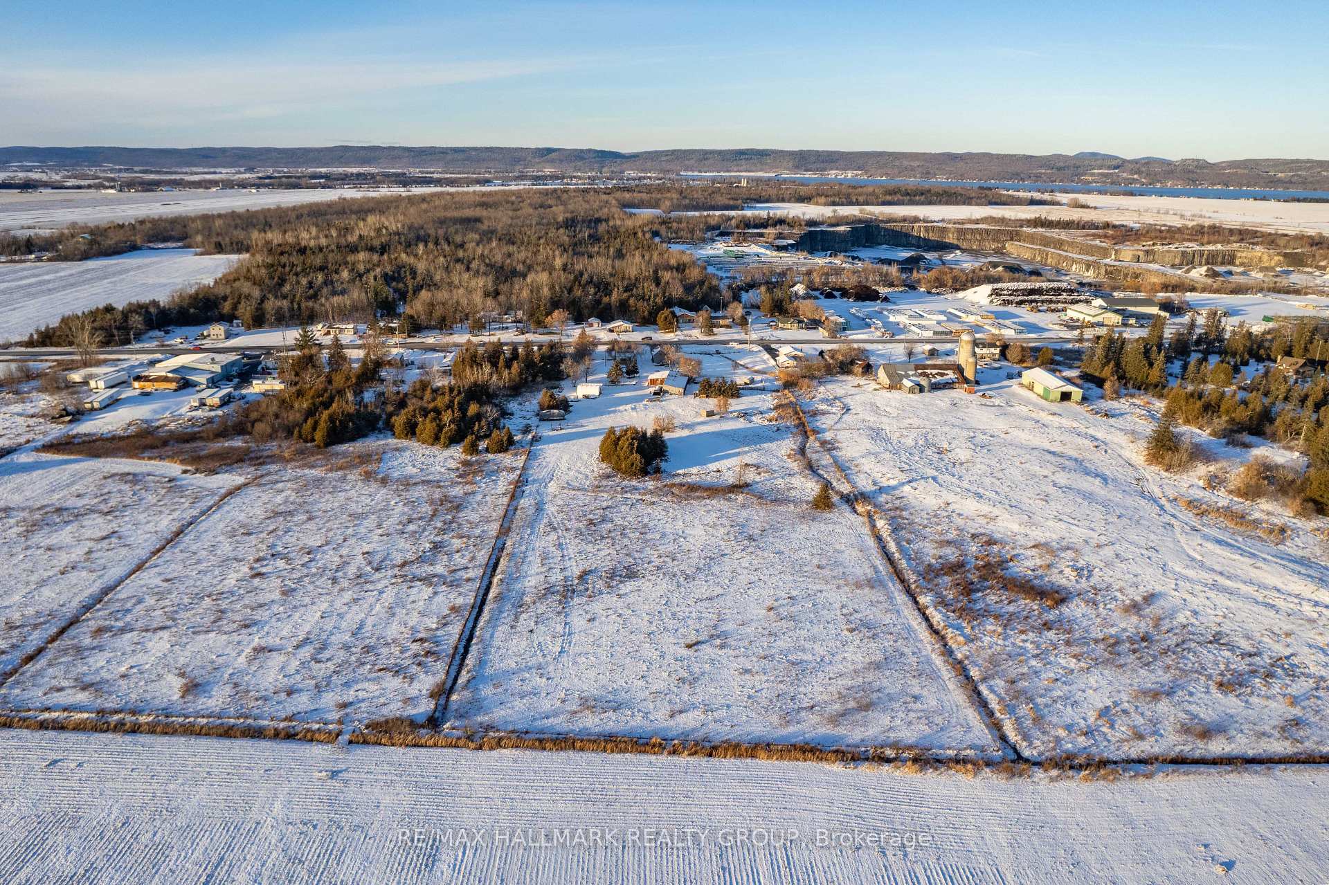 Photo 5 of 2535 county rd 17, Champlain, Champlain Twp — HOMEH