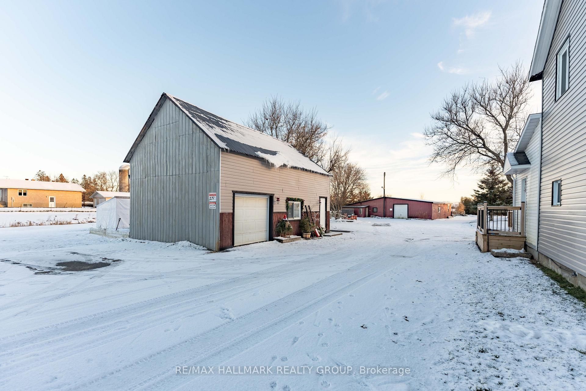 Photo 6 of 2535 county rd 17, Champlain, Champlain Twp — HOMEH