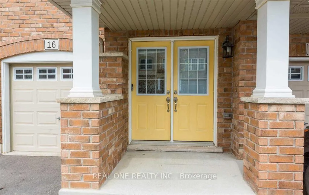 Photo 1 of 16 Dorchester Terrace, Hamilton, Stoney Creek Mountain — HOMEH