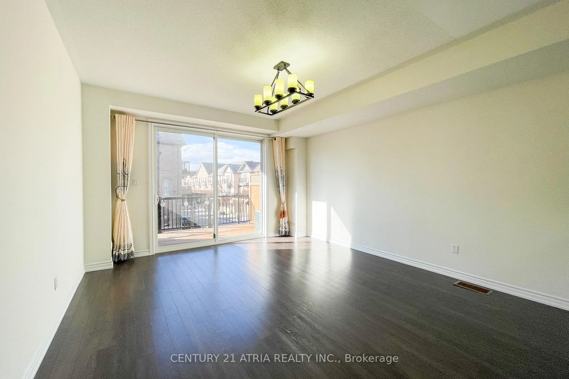 Photo 6 of 214 William Forster Road, Markham, Cornell — HOMEH