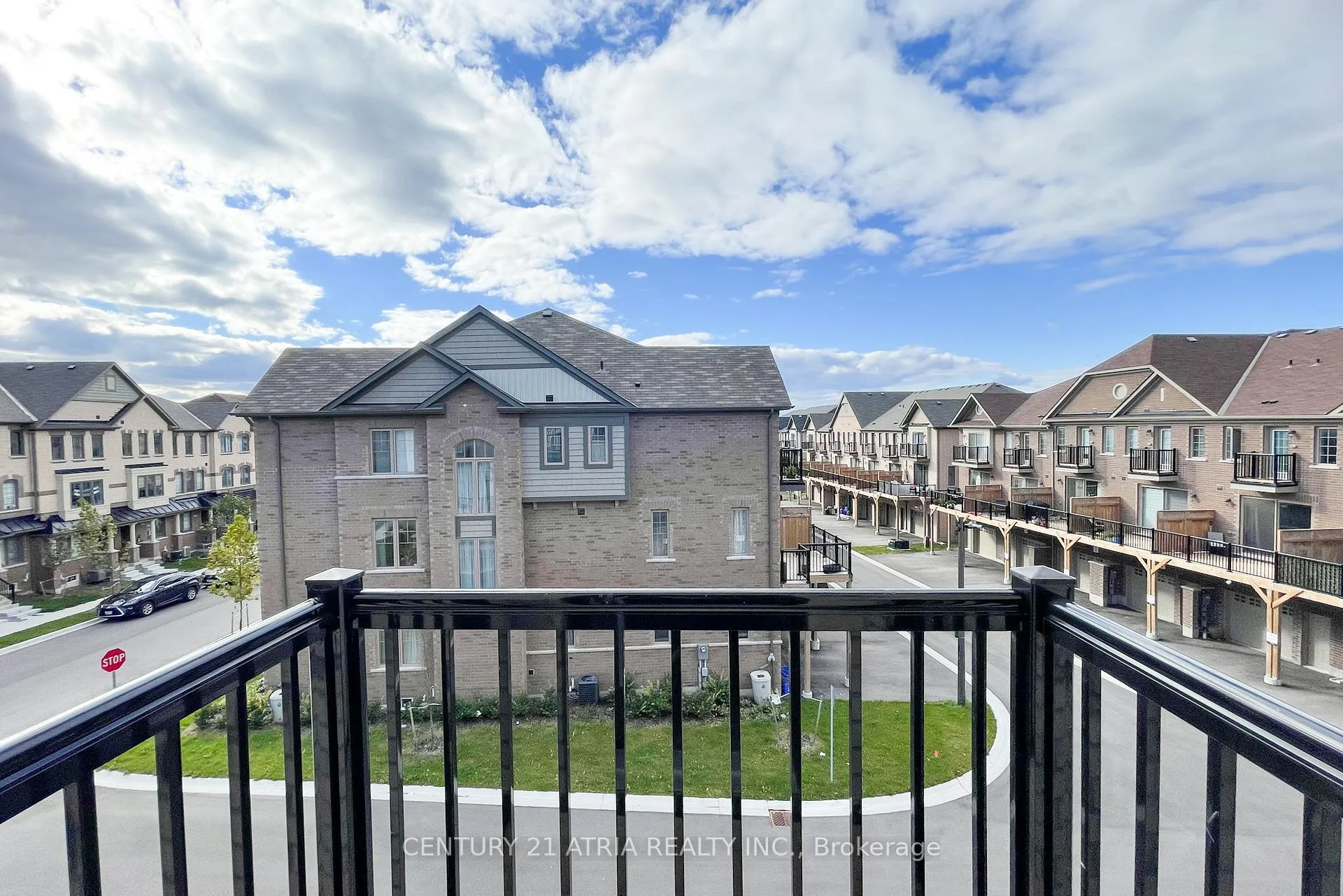 Photo 25 of 214 William Forster Road, Markham, Cornell — HOMEH
