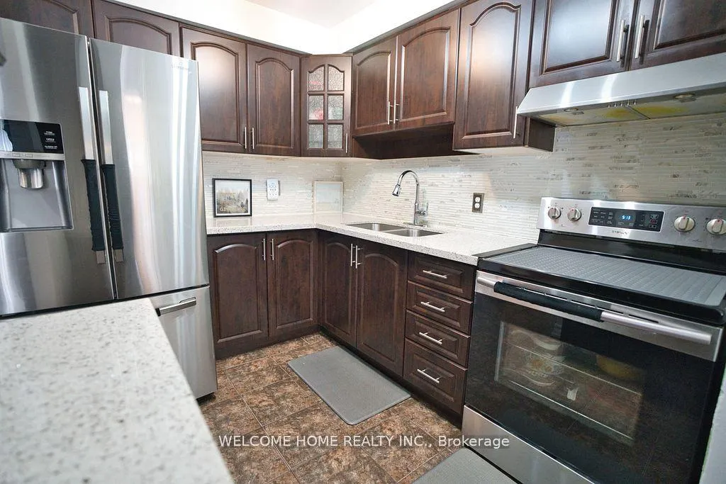 Photo 6 of 49 Carleton Place, Brampton, Bramalea West Industrial — HOMEH