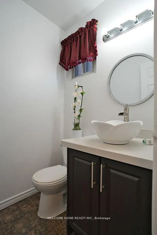 Photo 7 of 49 Carleton Place, Brampton, Bramalea West Industrial — HOMEH