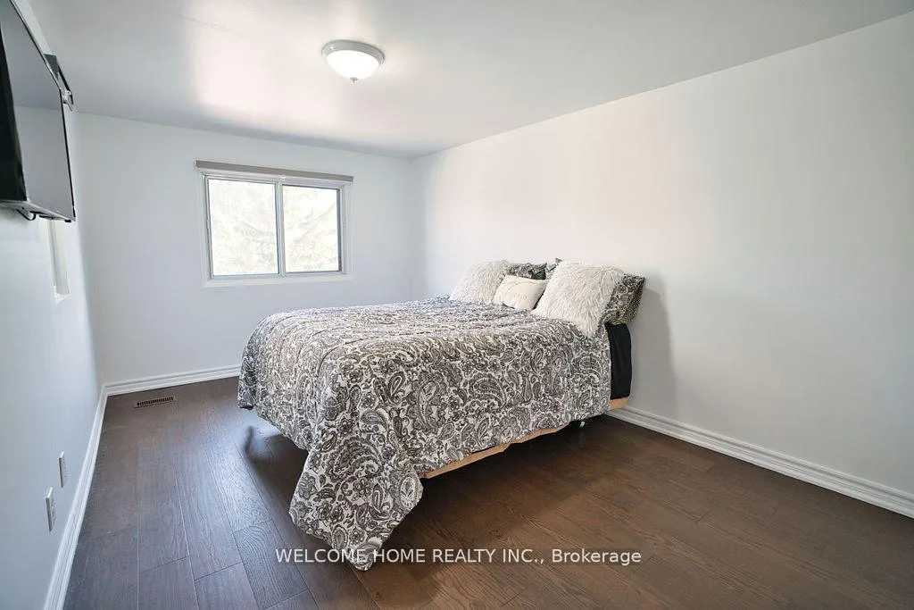 Photo 11 of 49 Carleton Place, Brampton, Bramalea West Industrial — HOMEH