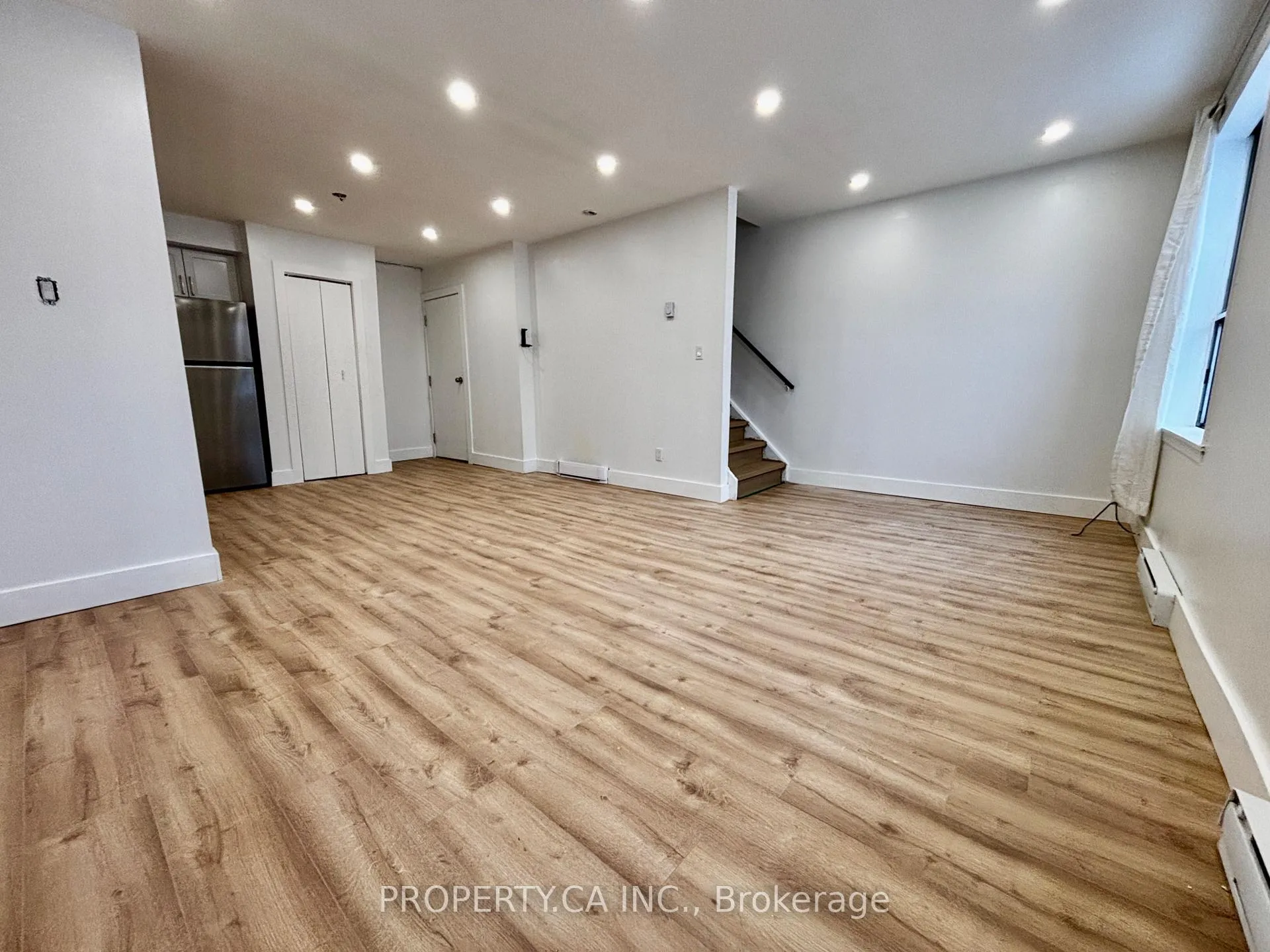 Photo 2 of Unit Upper, 1491 Eglinton Avenue W, Toronto, Oakwood Village — HOMEH