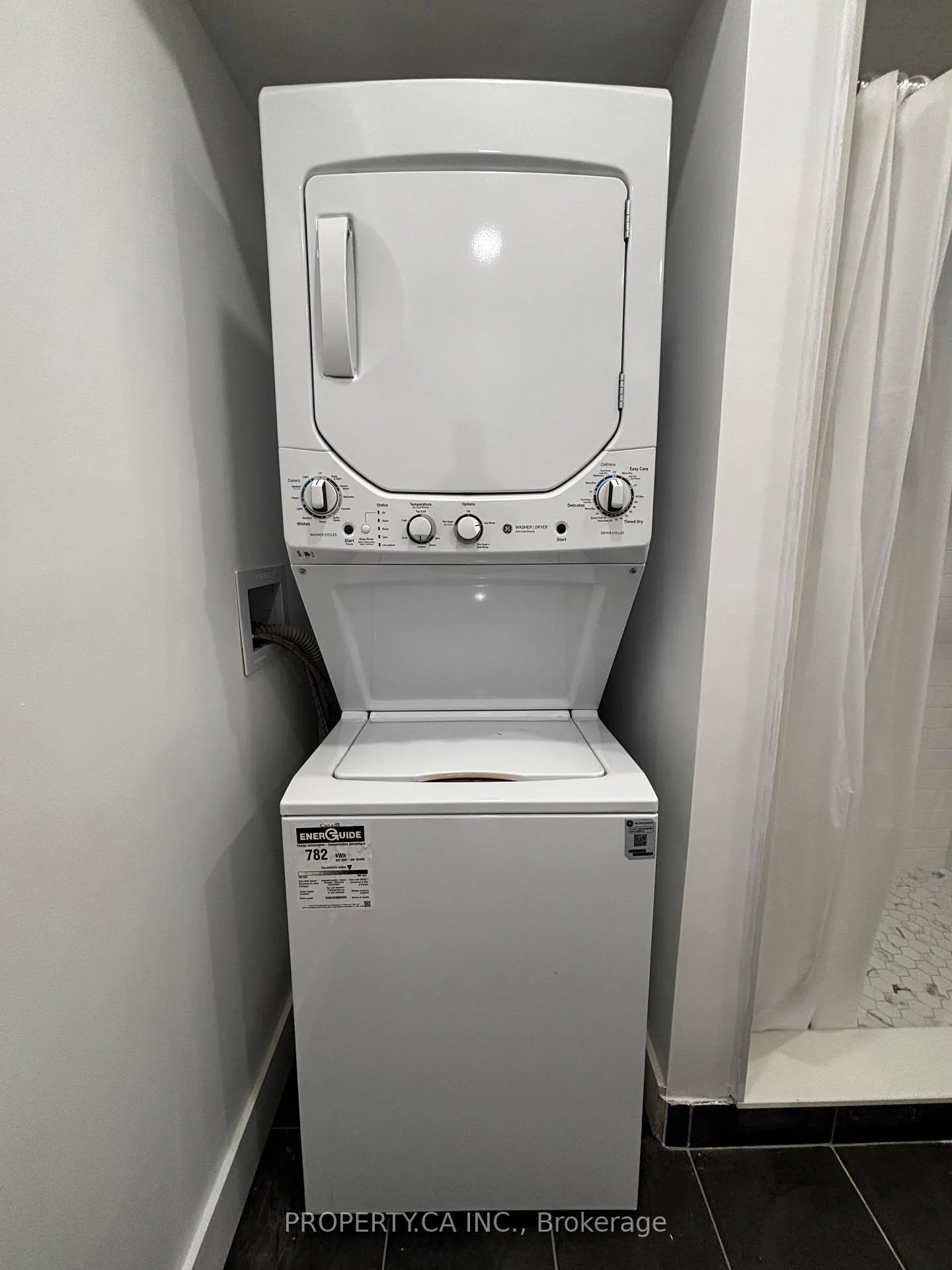 Photo 9 of Unit Upper, 1491 Eglinton Avenue W, Toronto, Oakwood Village — HOMEH