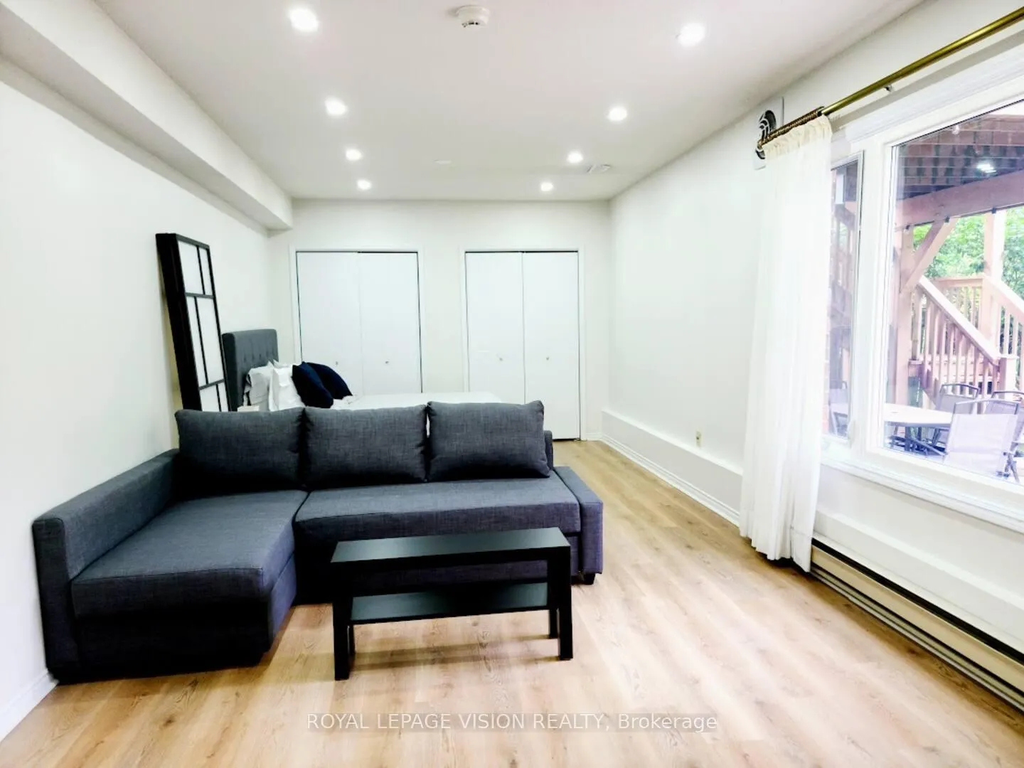 Photo 31 of 75 Garden Street, Whitby, Downtown Whitby — HOMEH
