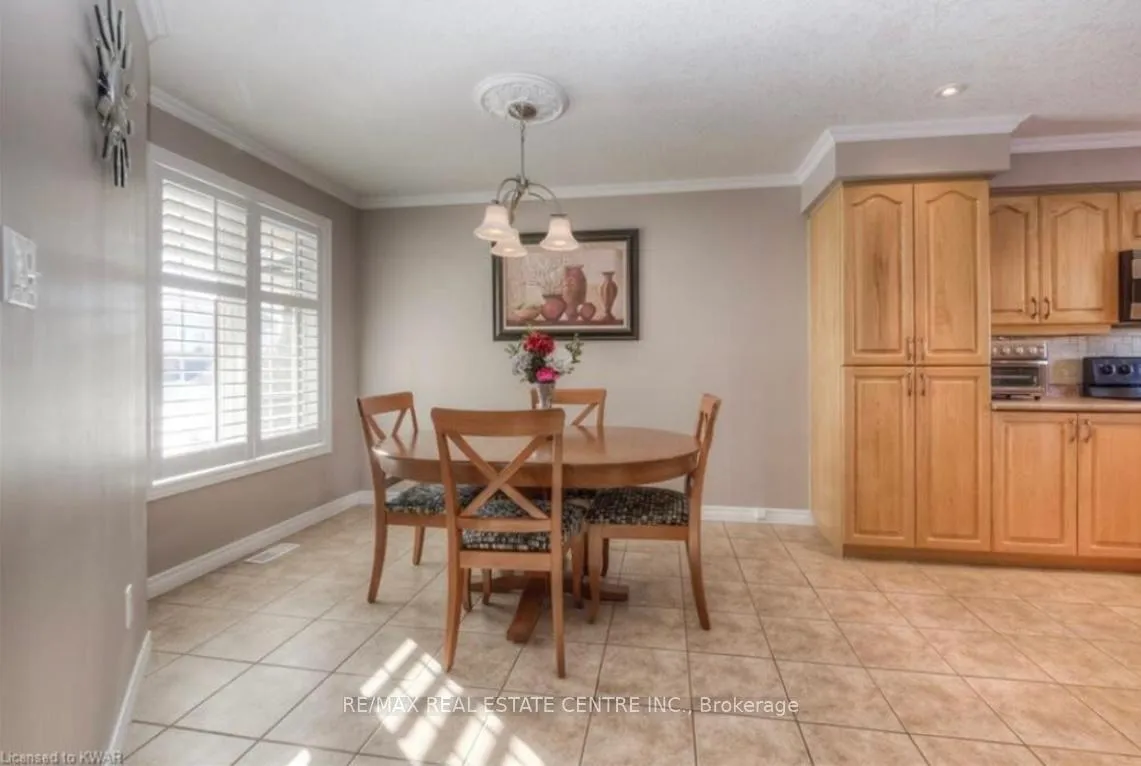 Photo 6 of 456 Thomas Slee Drive, Kitchener — HOMEH