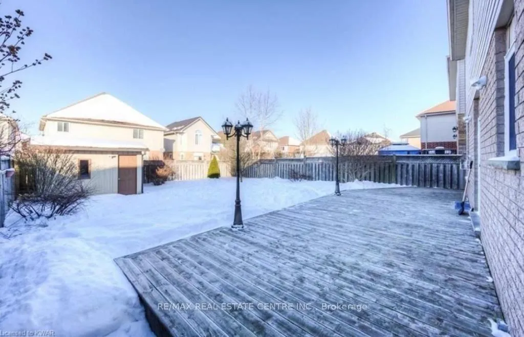 Photo 18 of 456 Thomas Slee Drive, Kitchener — HOMEH
