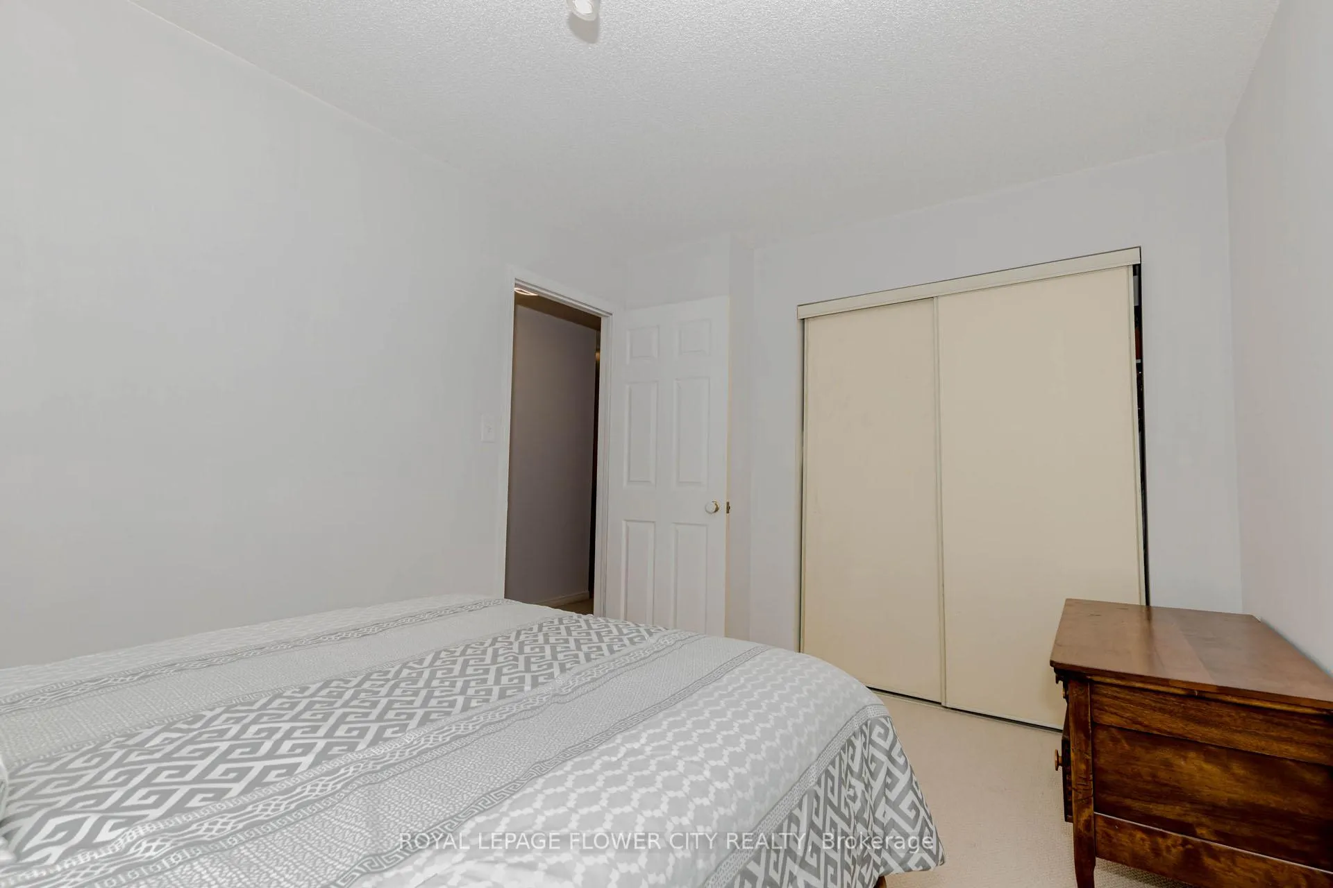 Photo 31 of Unit 4, 523 Beechwood Drive, Waterloo — HOMEH