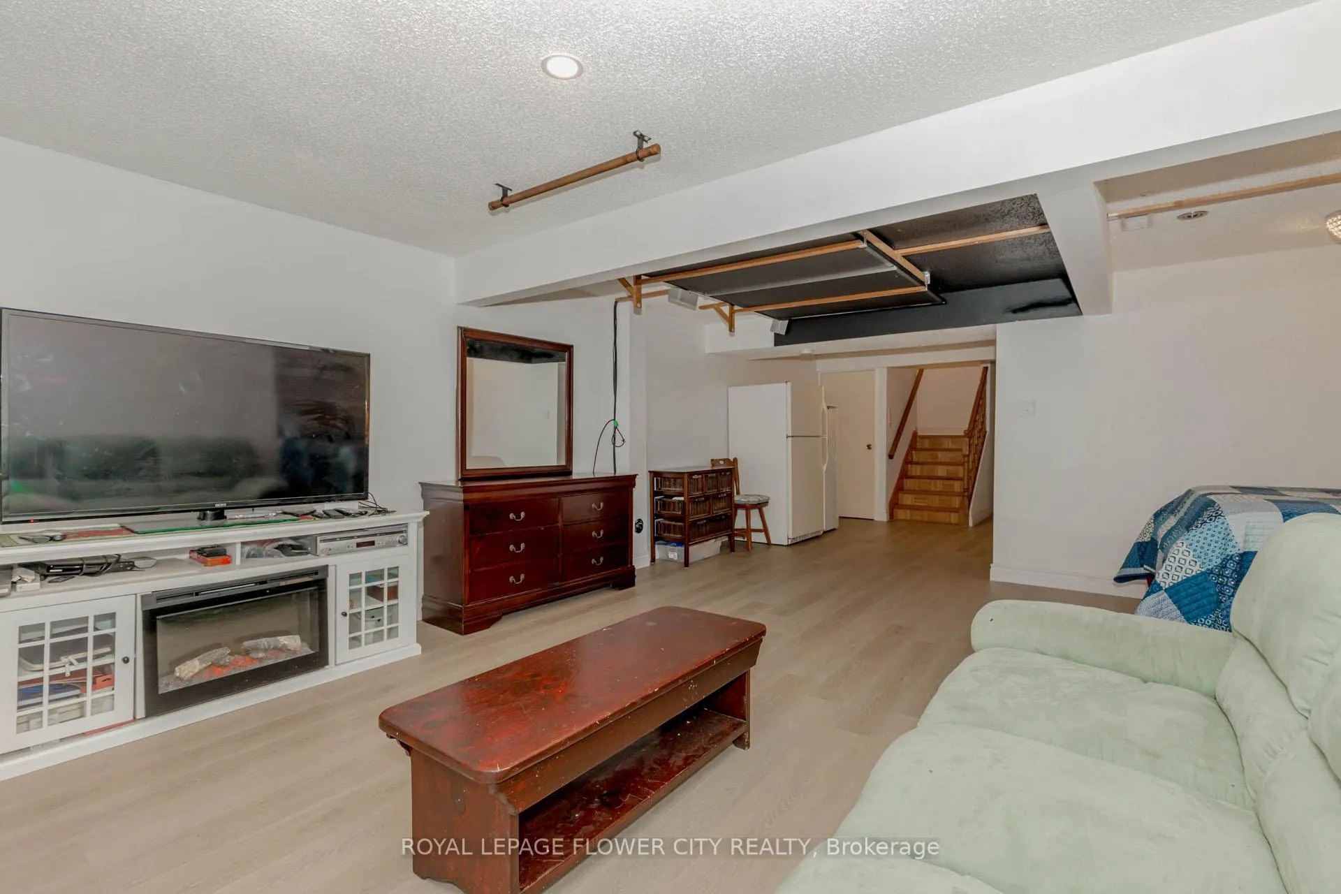 Photo 38 of Unit 4, 523 Beechwood Drive, Waterloo — HOMEH