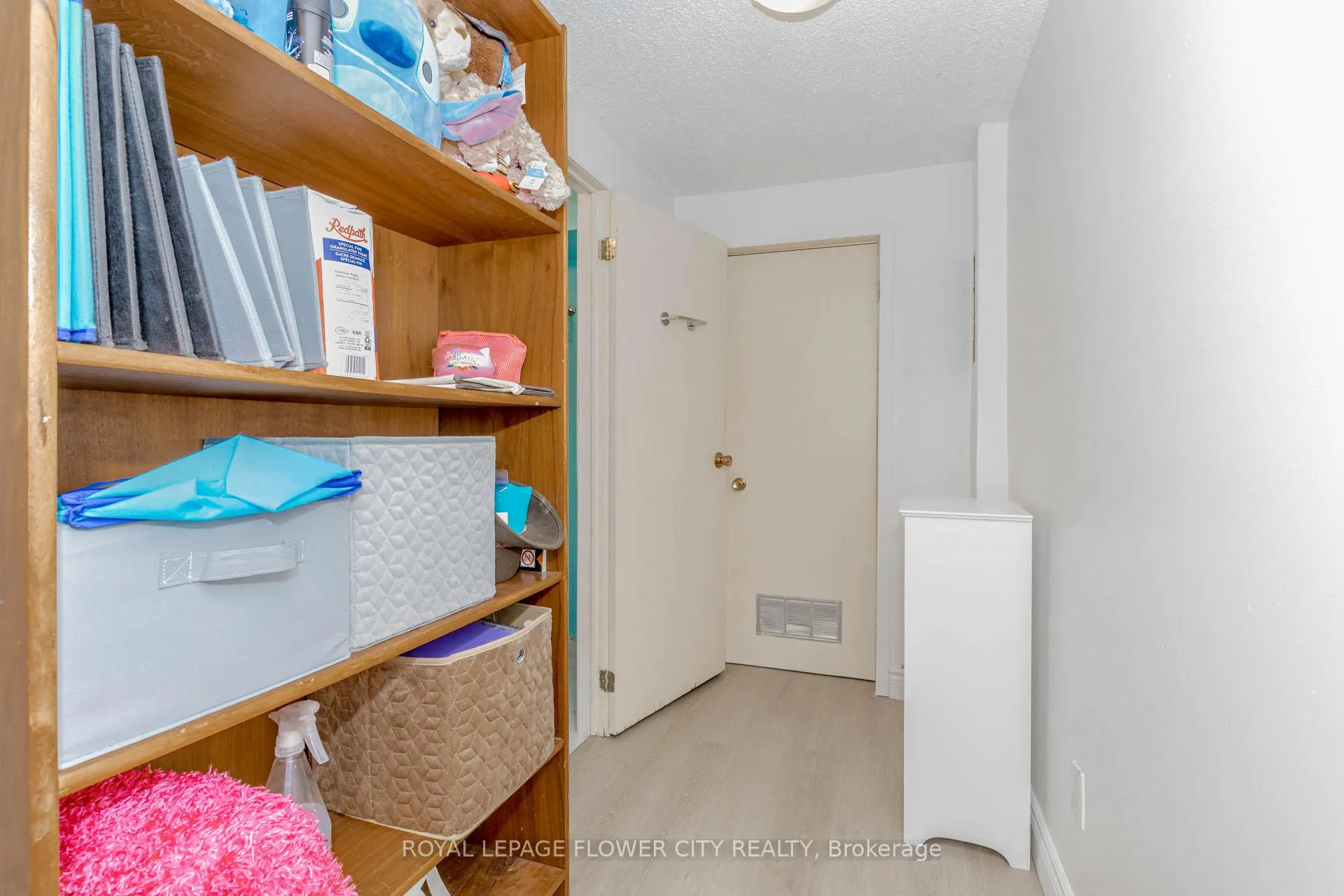 Photo 39 of Unit 4, 523 Beechwood Drive, Waterloo — HOMEH