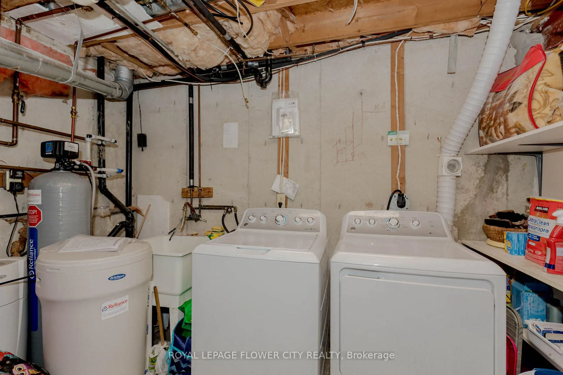 Photo 41 of Unit 4, 523 Beechwood Drive, Waterloo — HOMEH