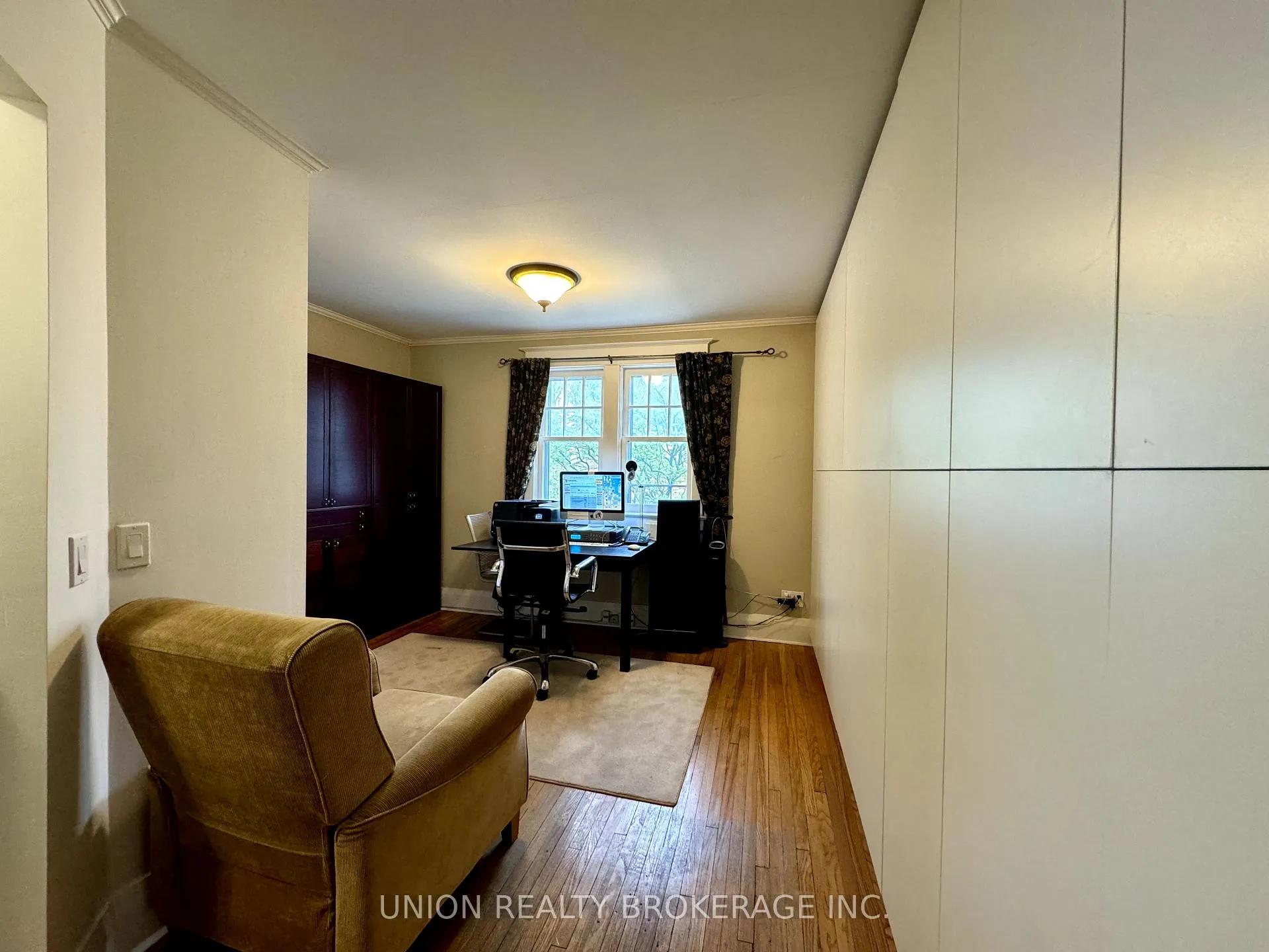 Photo 1 of Unit Upper, 334 Lee Avenue, Toronto, The Beaches — HOMEH