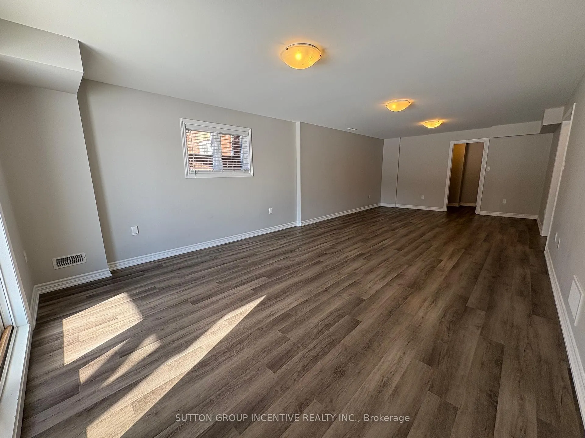 Photo 17 of 1277B Leslie Drive, Innisfil, Alcona — HOMEH