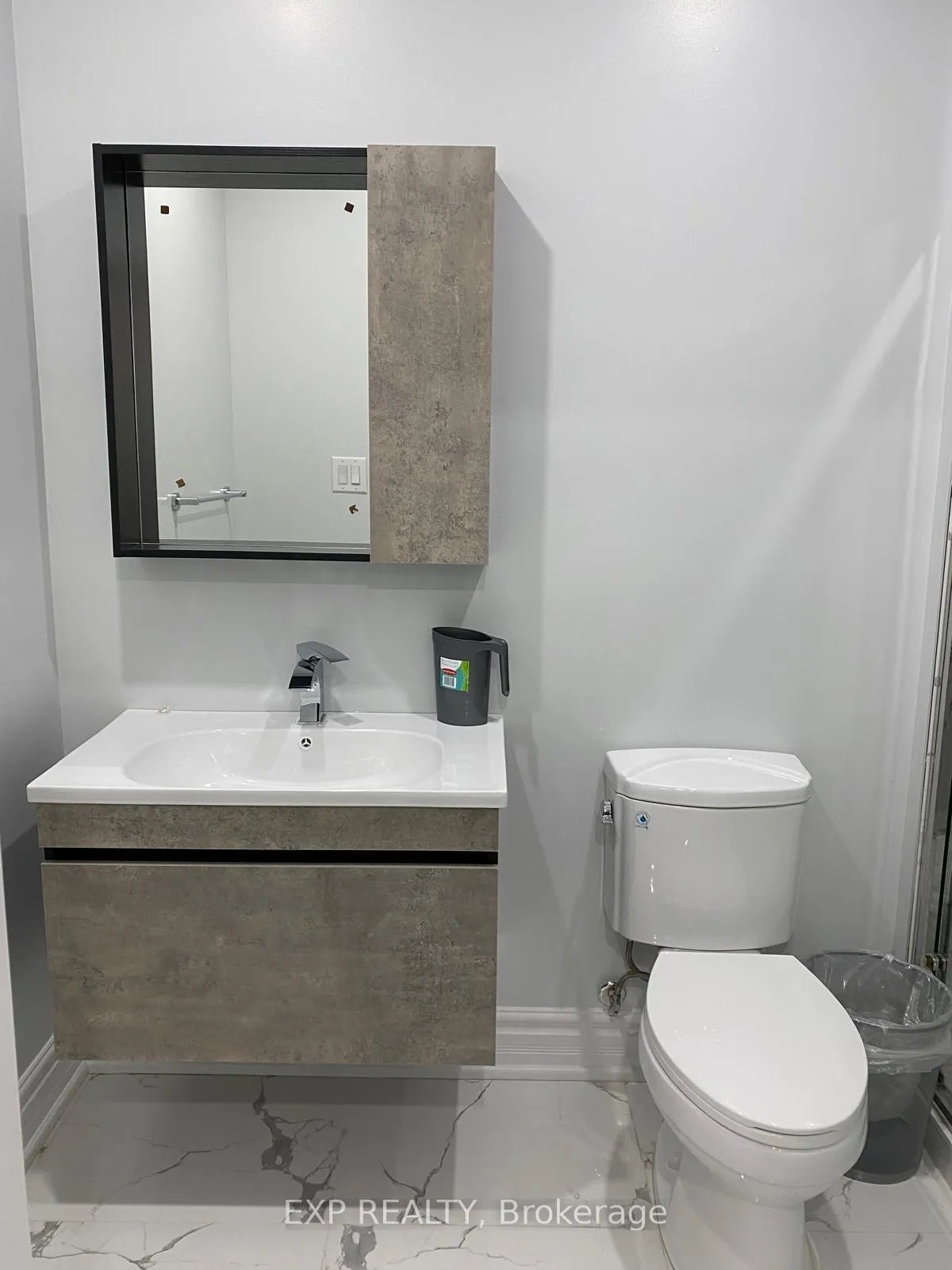 Photo 13 of 8 Ralph Chalmers Avenue, Markham, Wismer — HOMEH